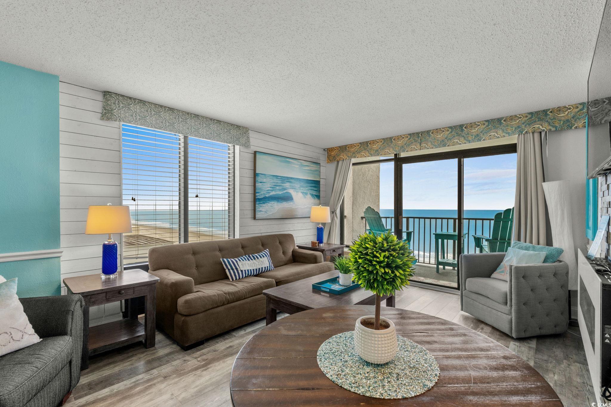 2528936 | Photo 19