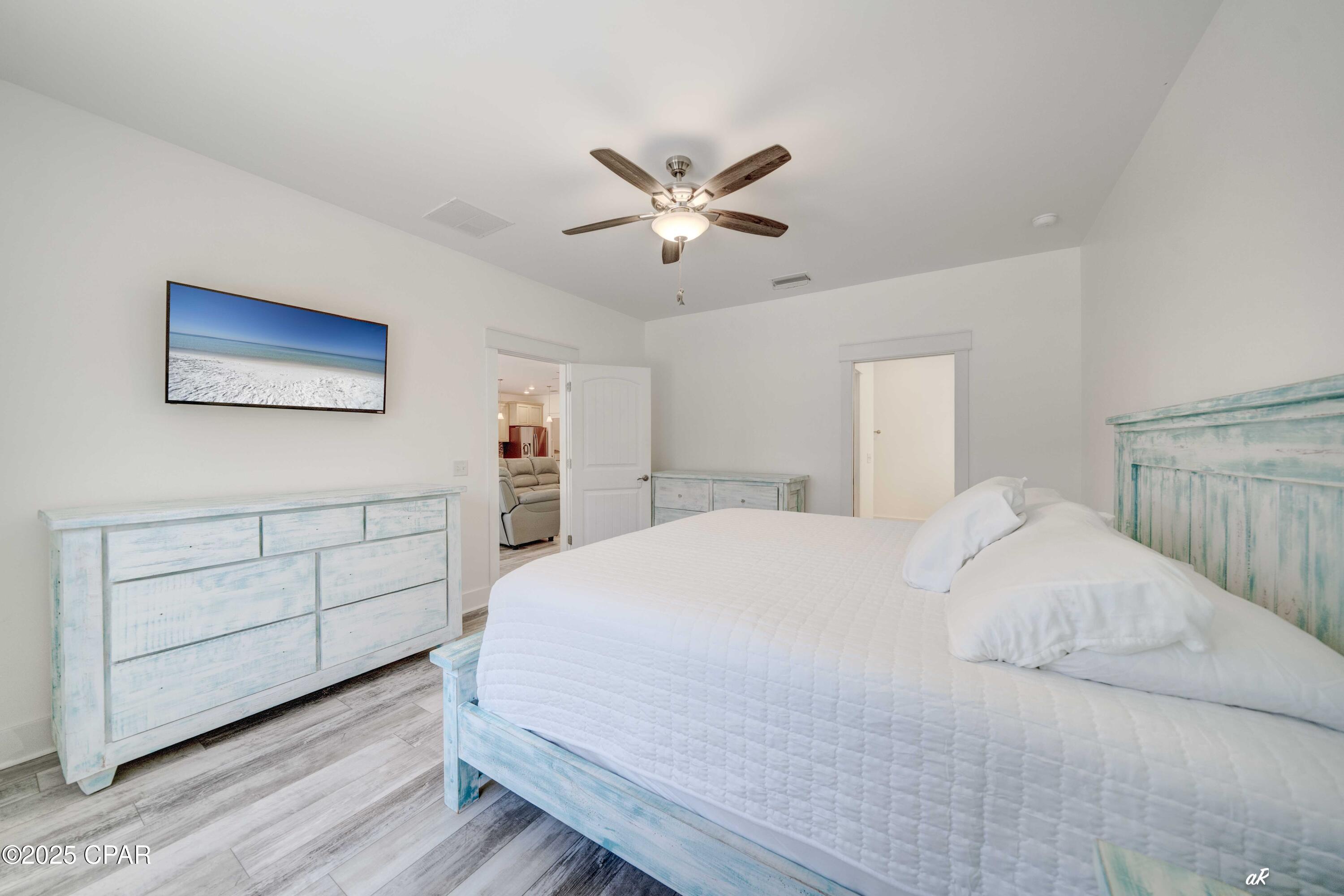 Image 15 For 6813 Lagoon Drive