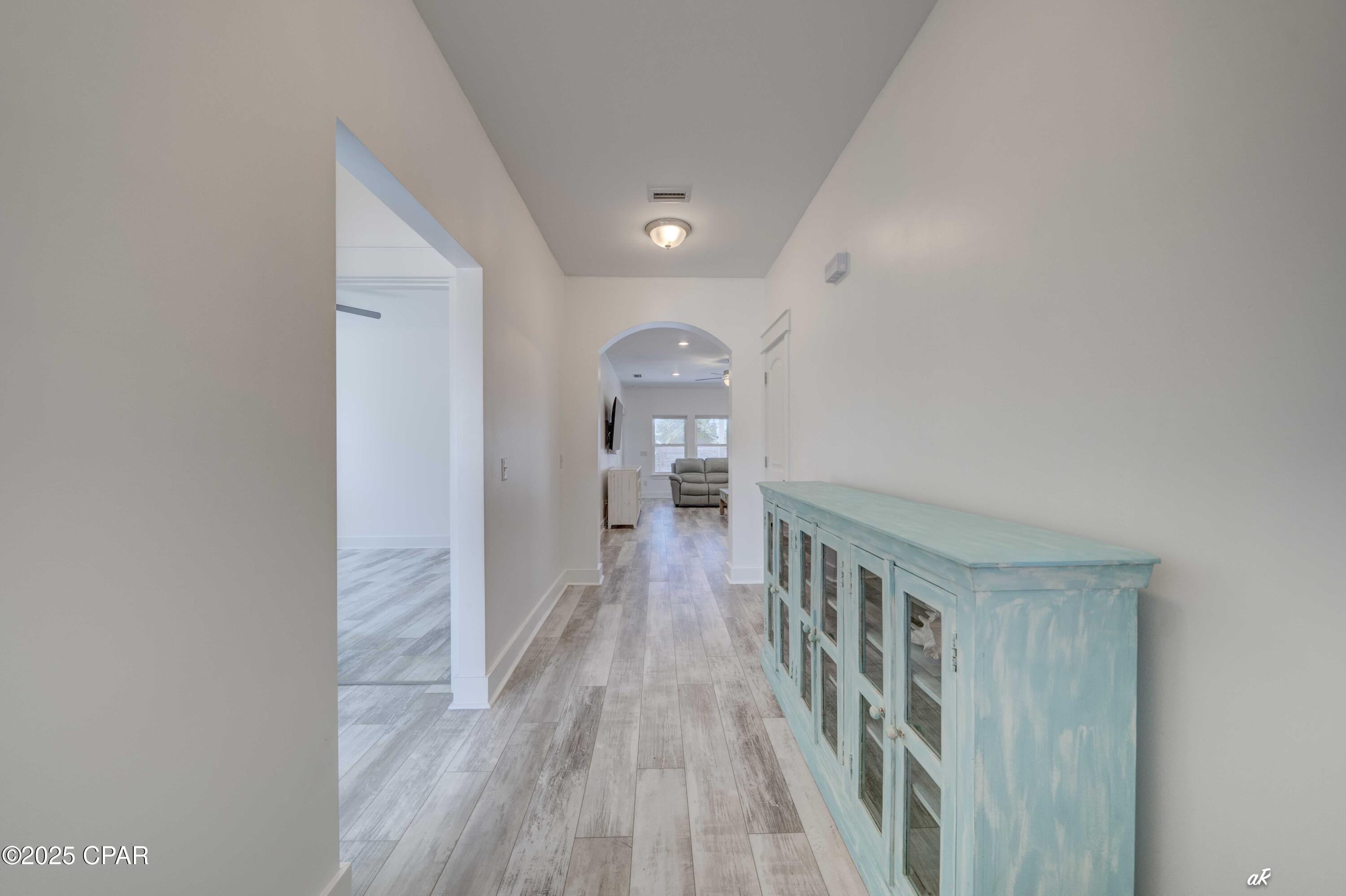 Image 5 For 6813 Lagoon Drive