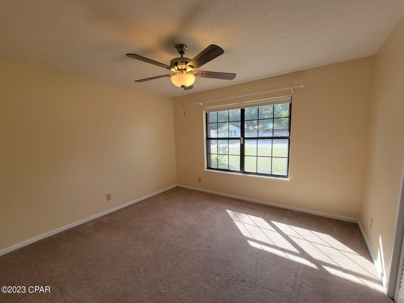 Image 11 For 738 Oak Avenue