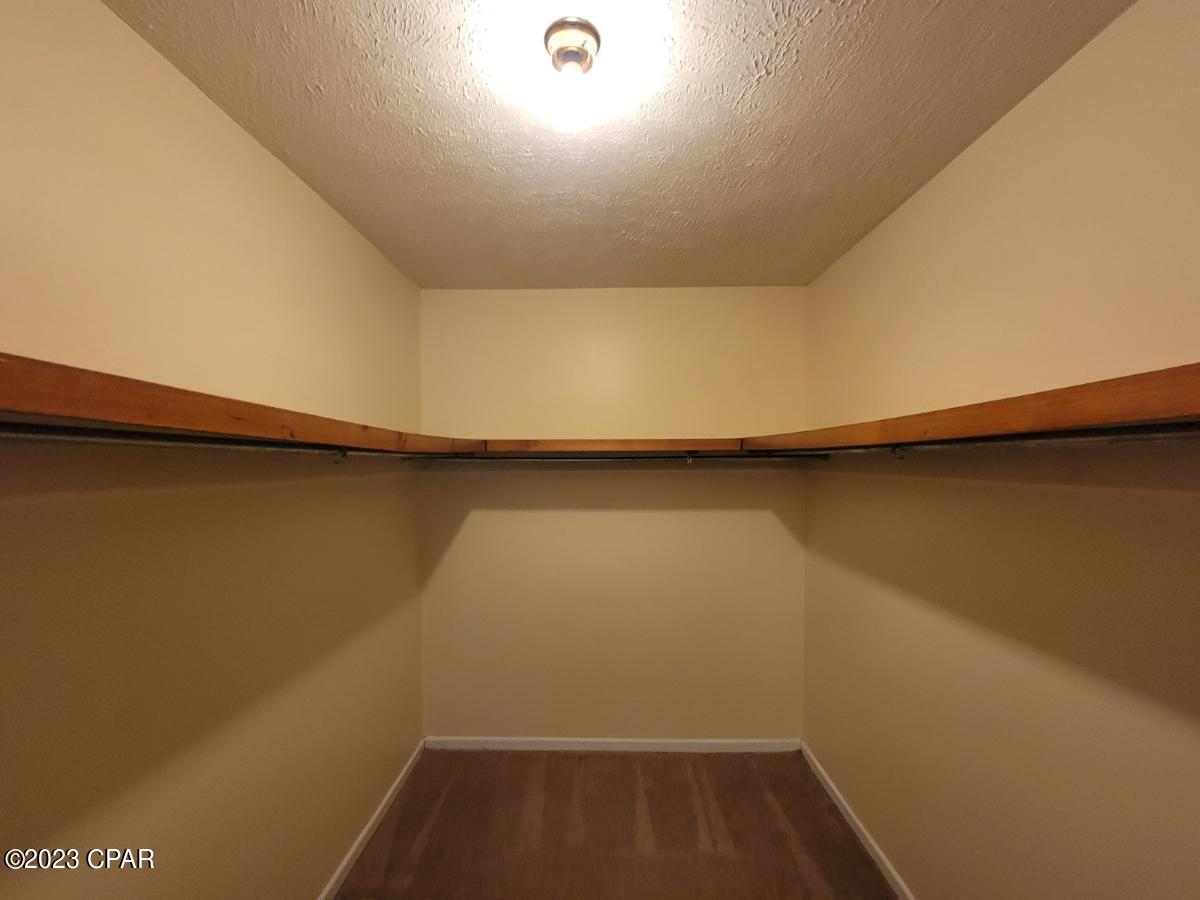 Image 14 For 738 Oak Avenue