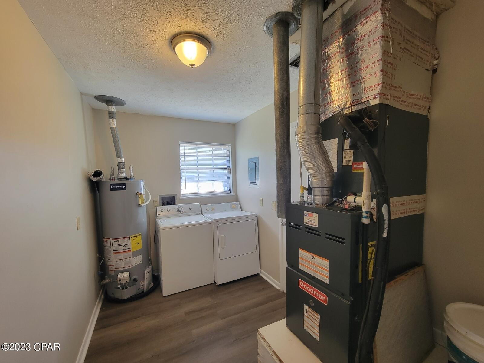 Image 18 For 738 Oak Avenue