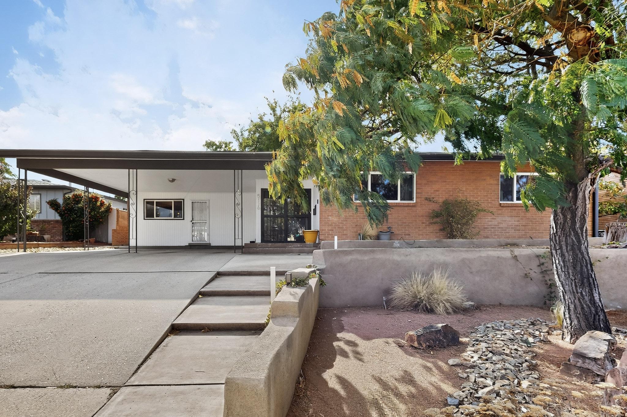 Homes for sale in Albuquerque, NM | 5116 Sunningdale Ave Ne, Albuquerque, NM 87110 | MLS# 1095371