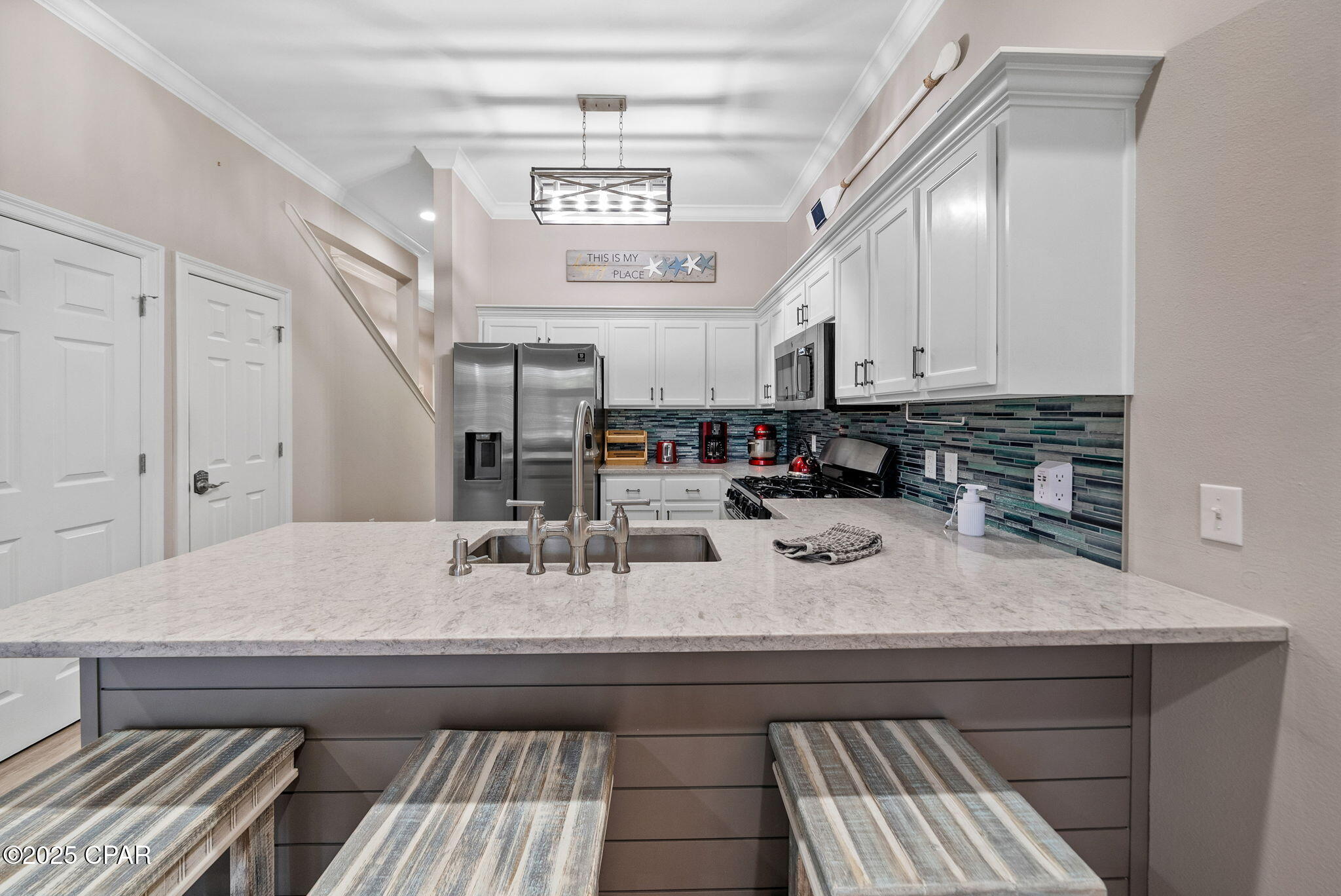 Image 31 For 72 Vantage Point