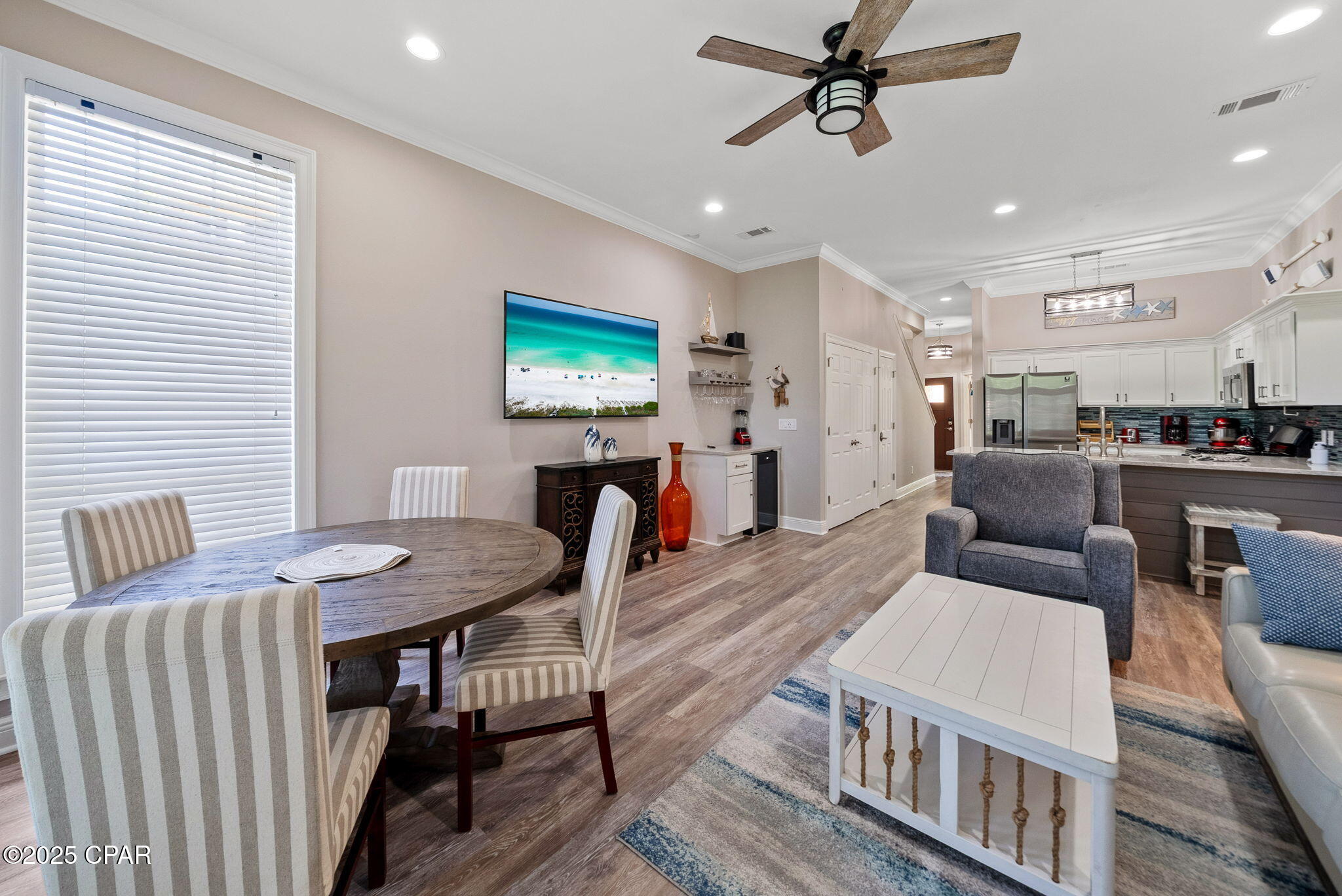 Image 34 For 72 Vantage Point