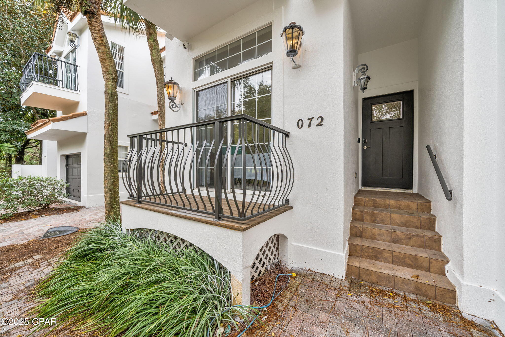 Image 6 For 72 Vantage Point