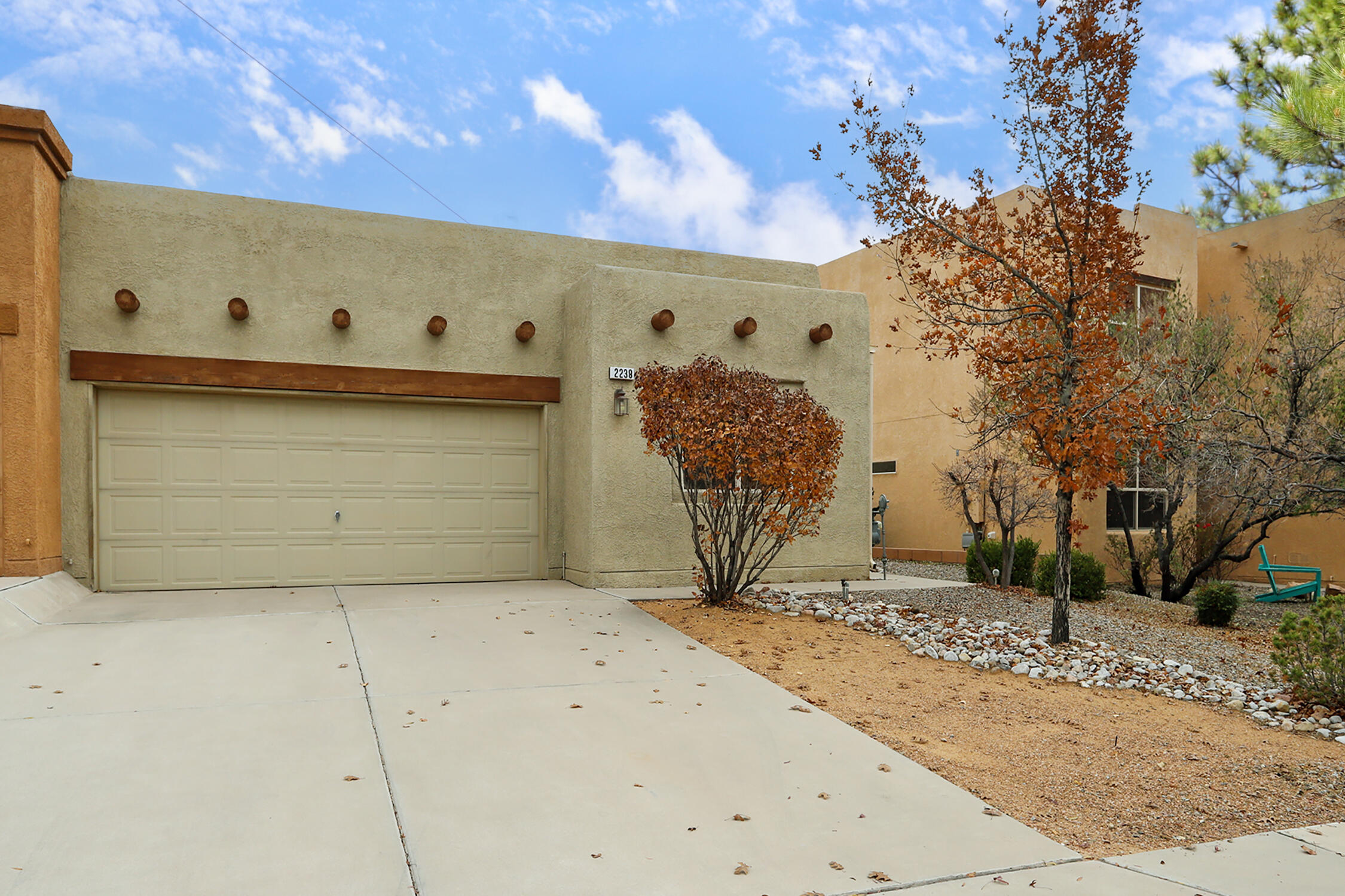 Ready to move in cute townhouse in gated community of Astante in Cabezon, Close to restaurants, shopping, Rust Hospital, walking trails and pocket parks.  Open floorplan, kitchen island, walk-in closet.2 door garage.  Title is with Stewart Title, Tamara G. Jernigan