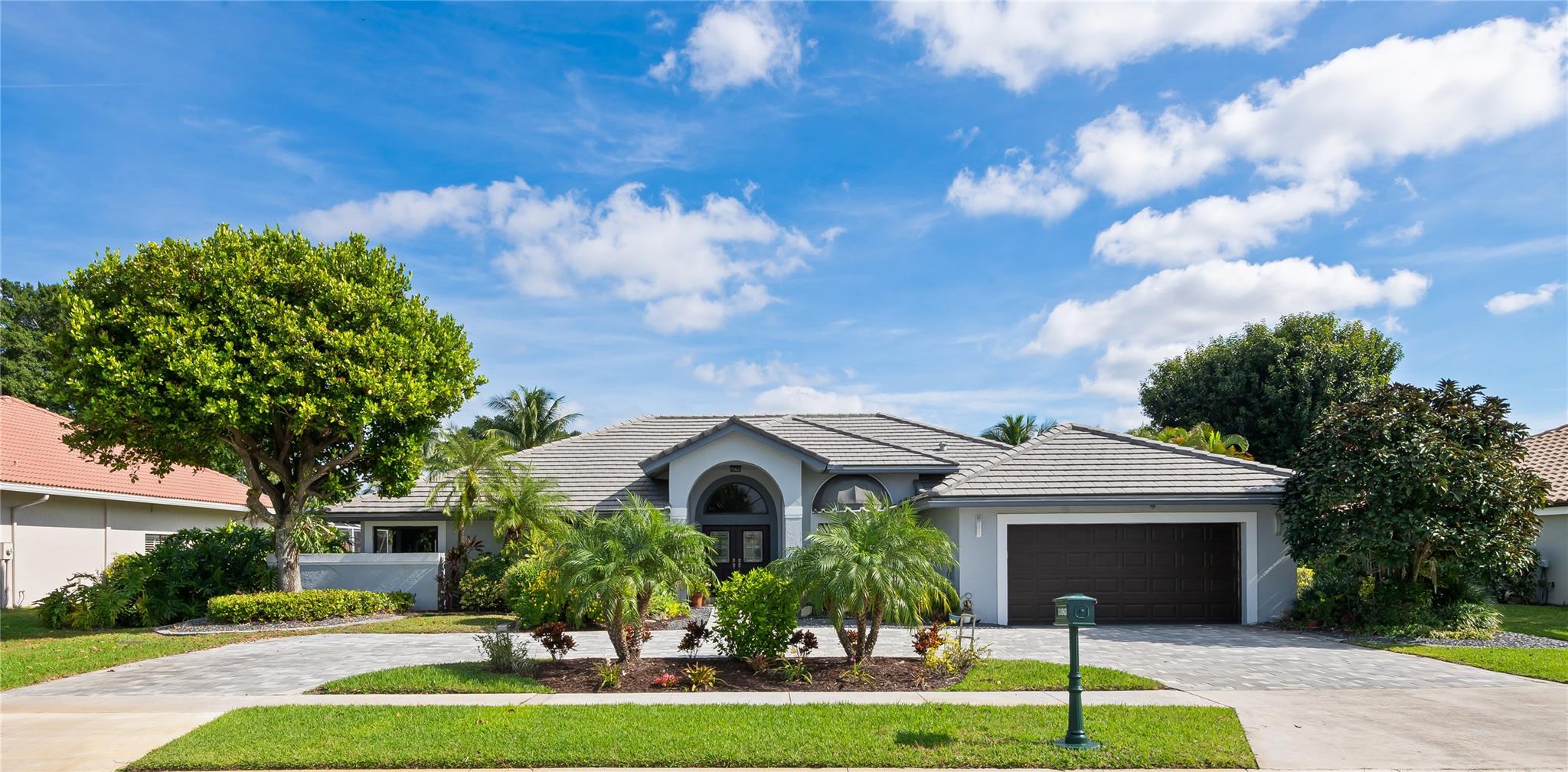 Homes for sale in Boca Raton, FL | 11043 Boca Woods Ln, Boca Raton, FL 33428 | MLS# F10539814