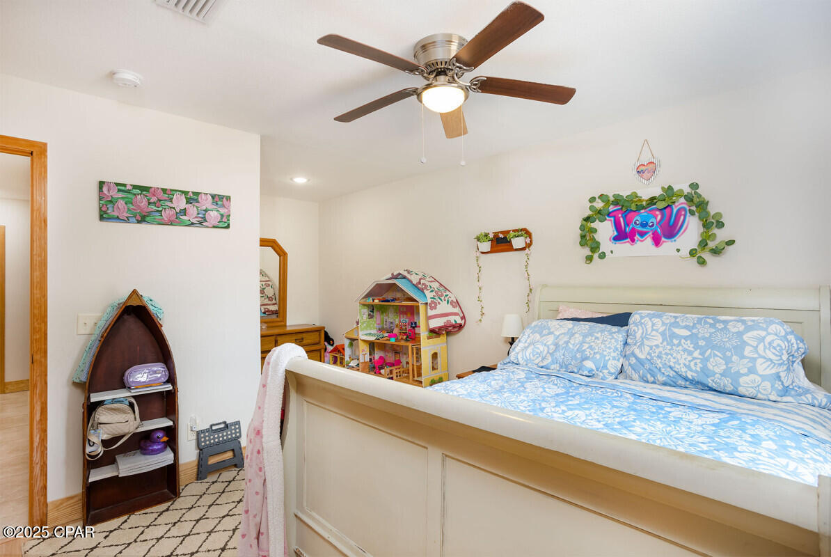 Image 24 For 20110 Deep Springs Road