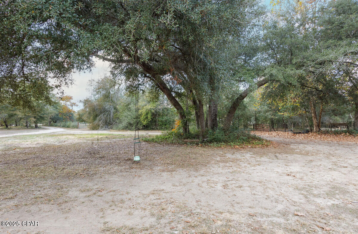 Image 36 For 20110 Deep Springs Road