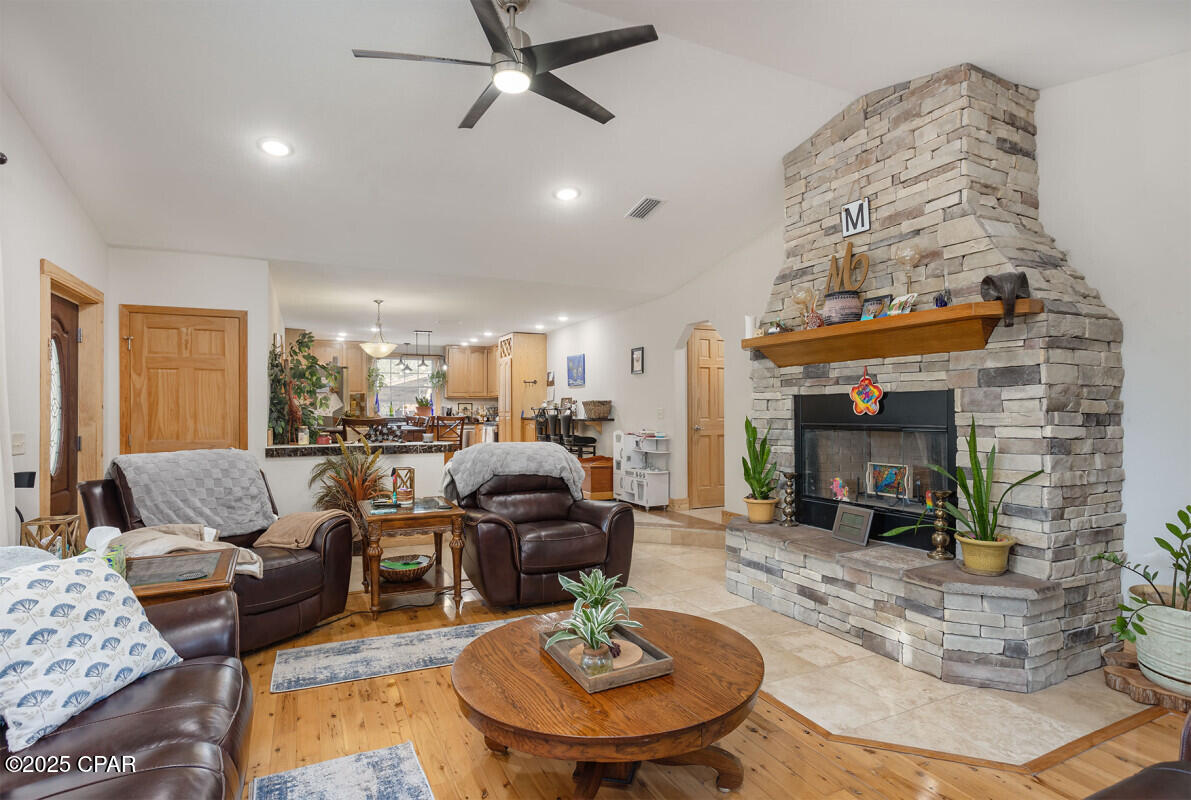 Image 5 For 20110 Deep Springs Road