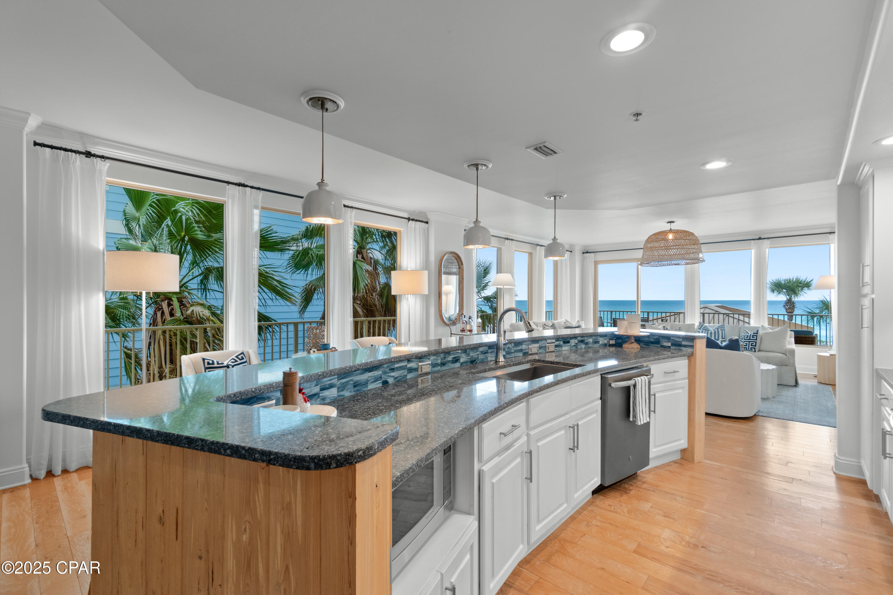 Image 12 For 8715 Surf Drive 201a