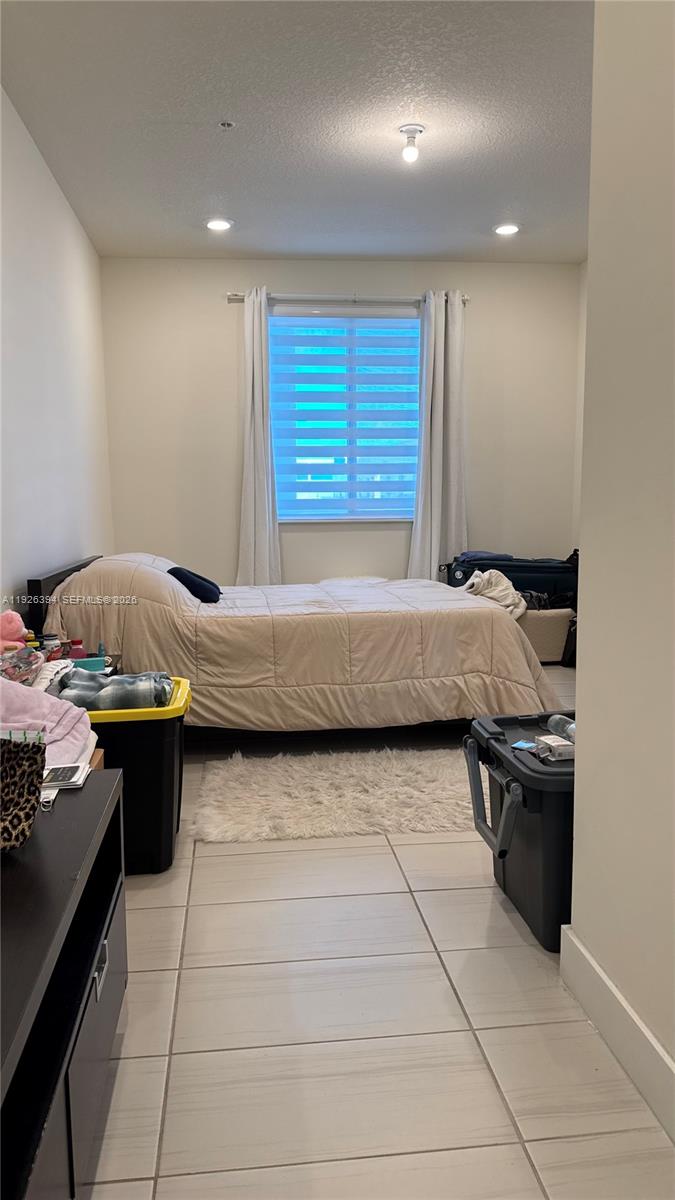 Landmark At Doral Condo N