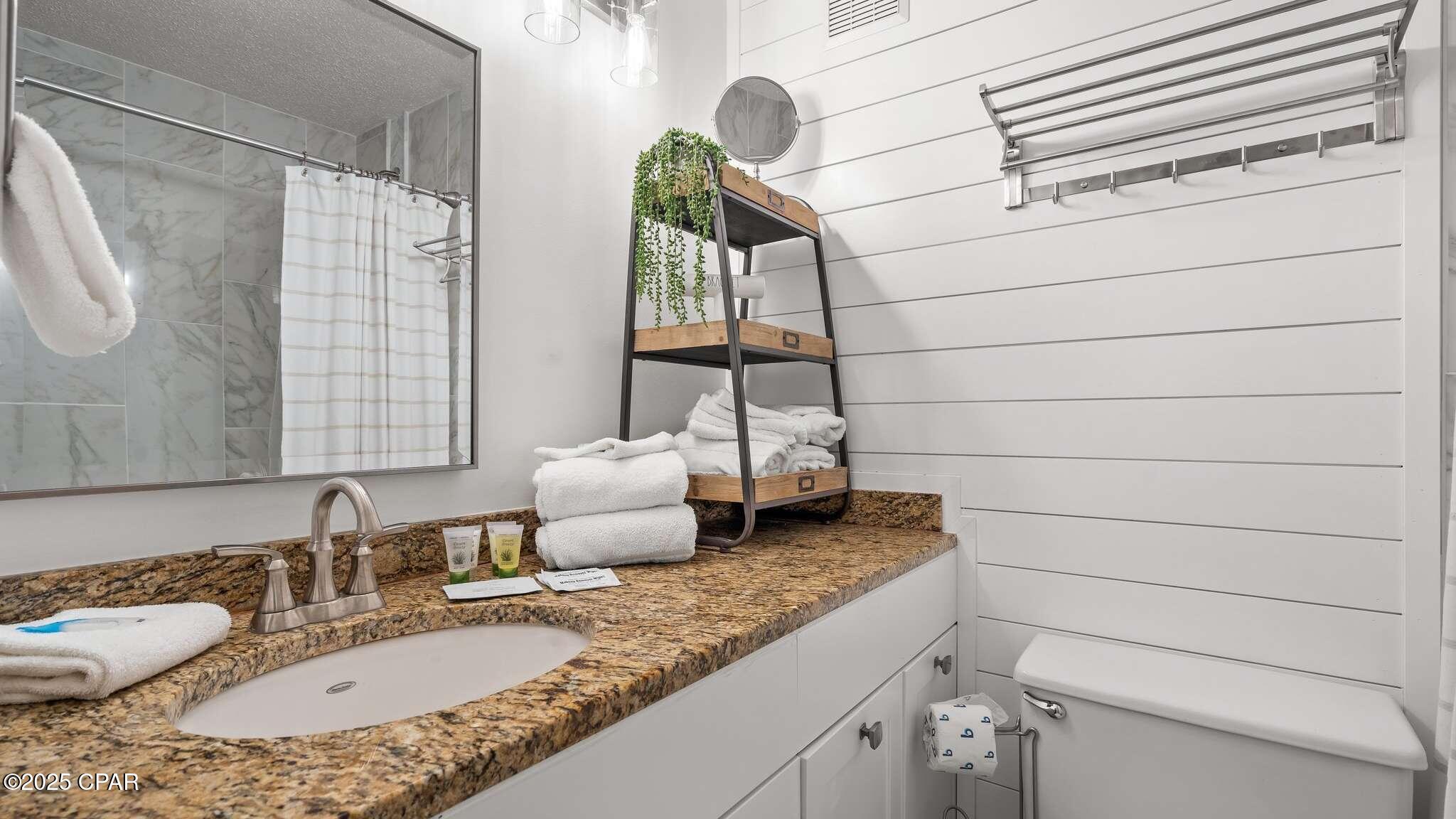 Image 10 For 8817 Thomas Drive 213