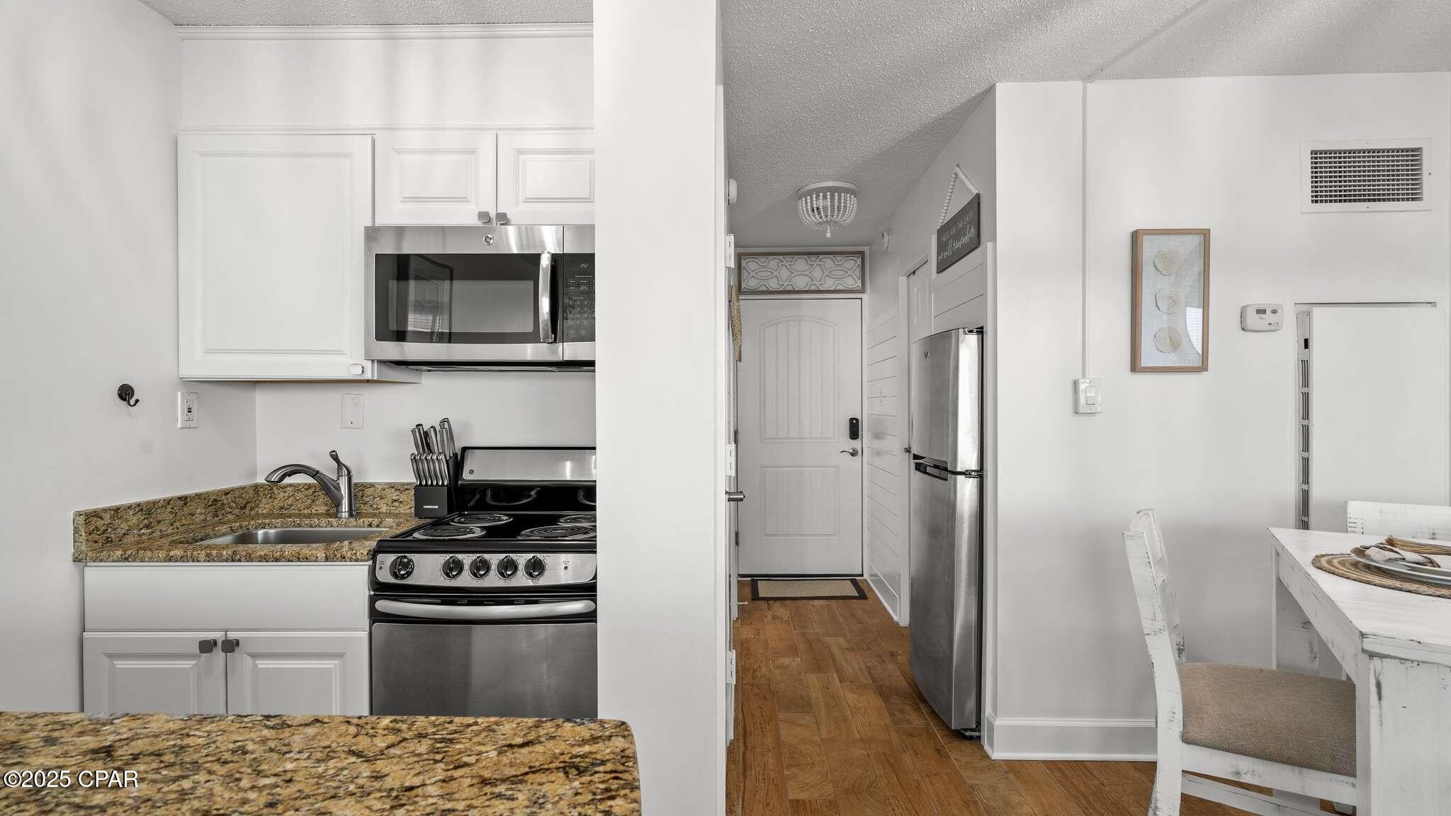 Image 5 For 8817 Thomas Drive 213