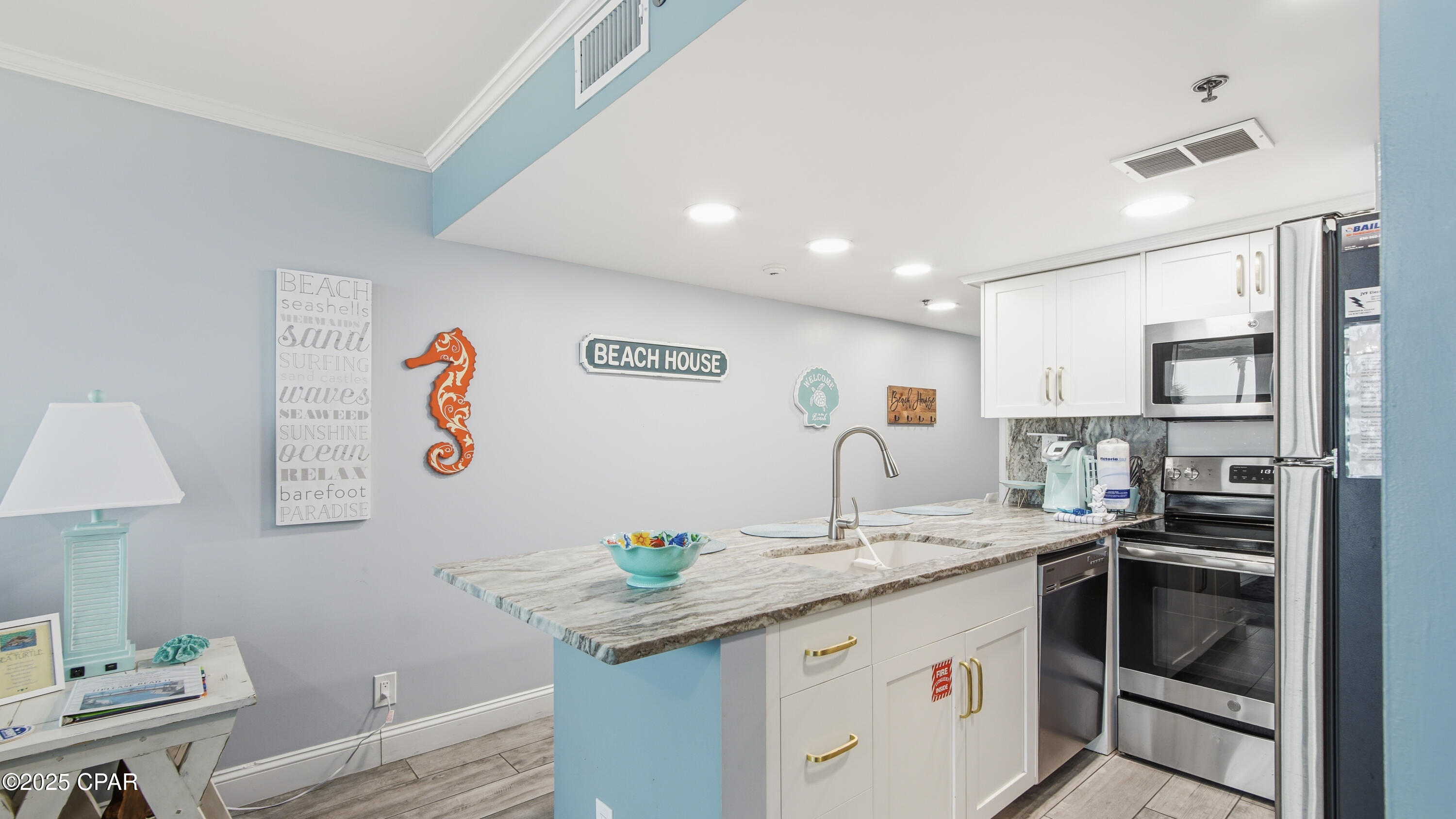 Image 10 For 9850 Thomas Drive 102w