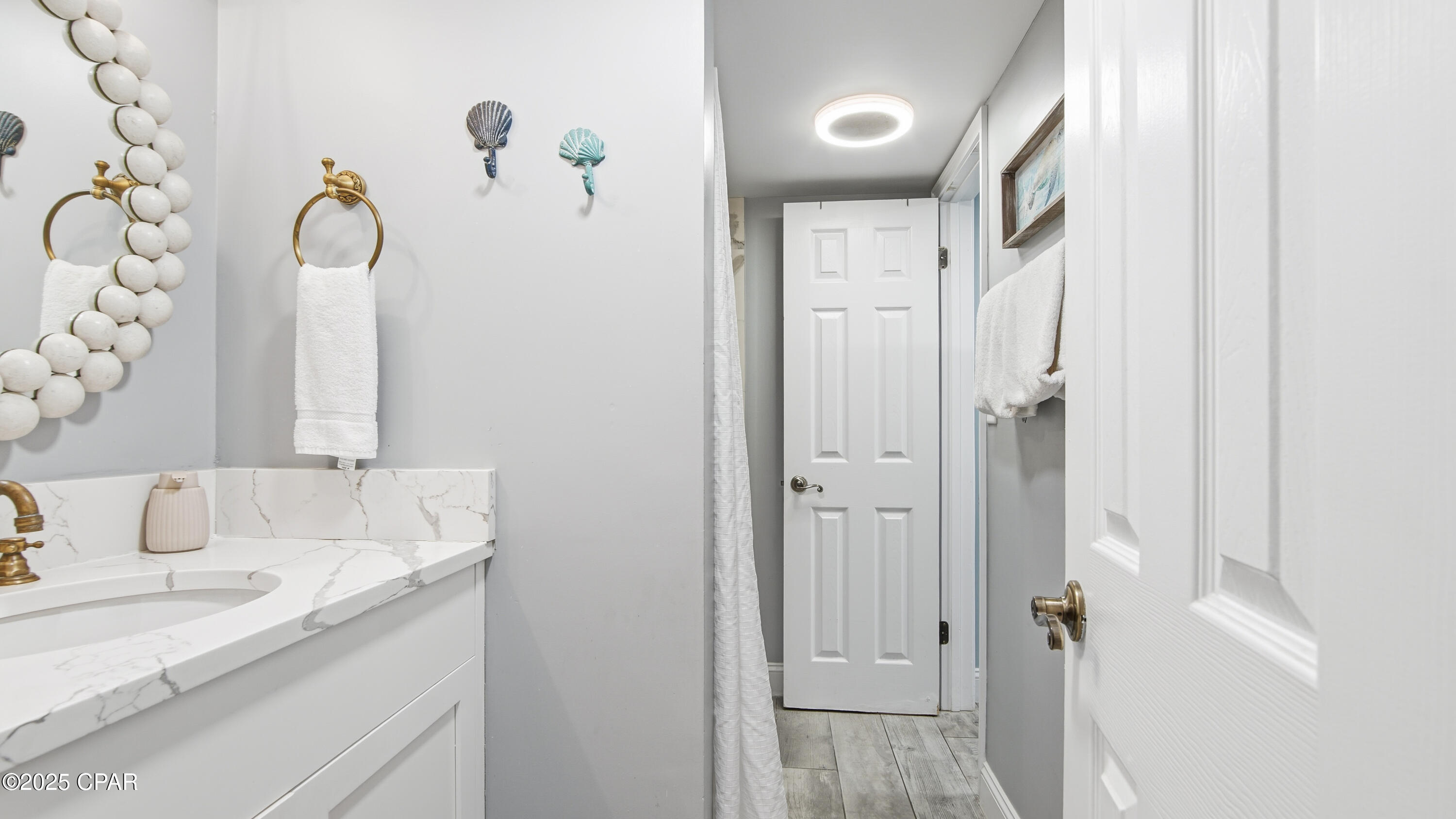 Image 18 For 9850 Thomas Drive 102w