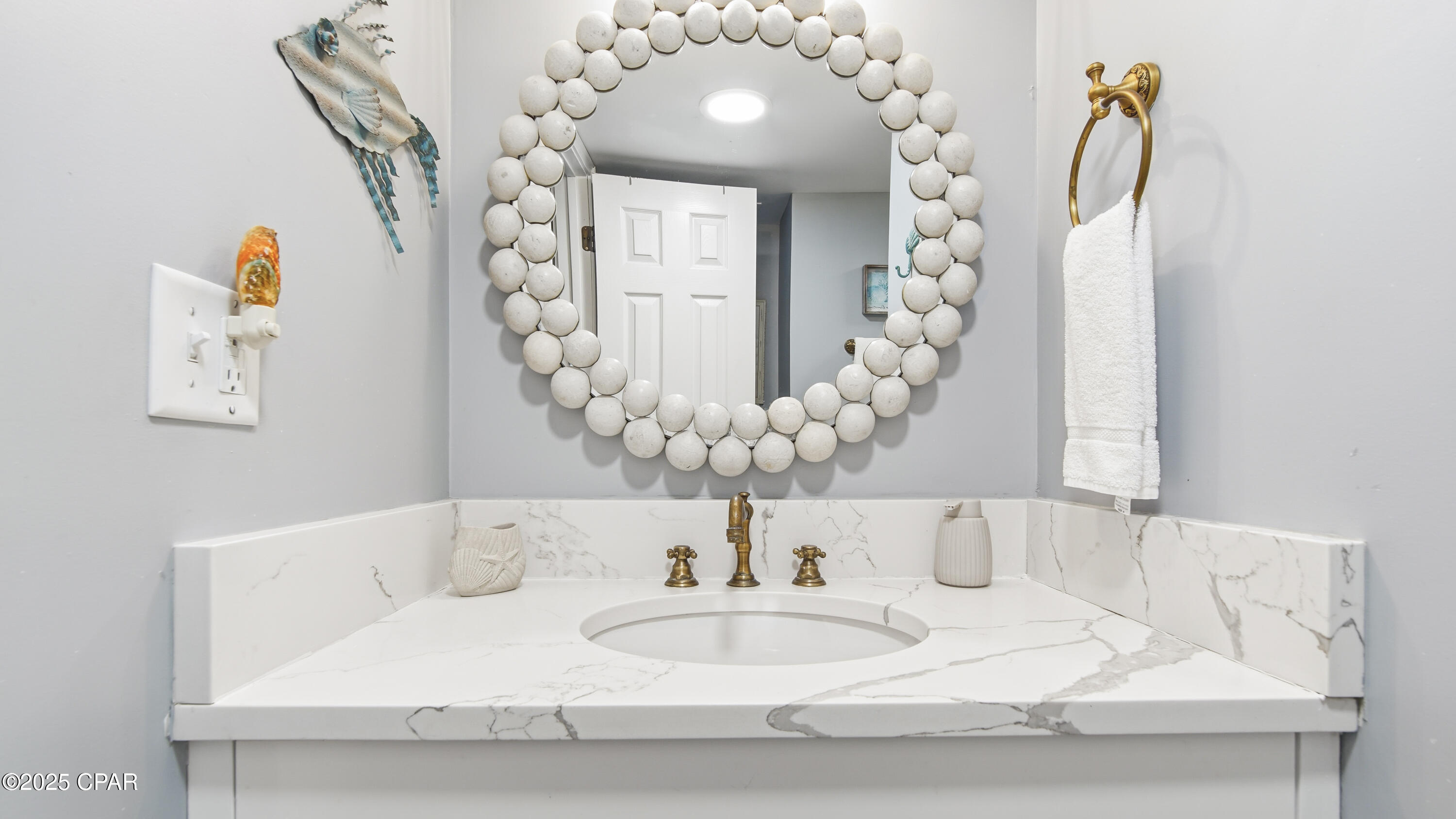 Image 19 For 9850 Thomas Drive 102w