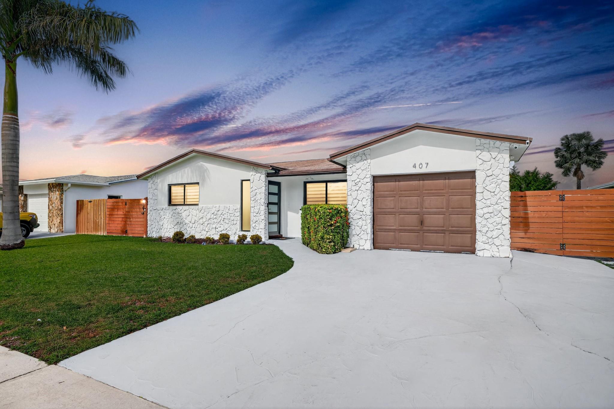 Dania Highlands 87-1 B