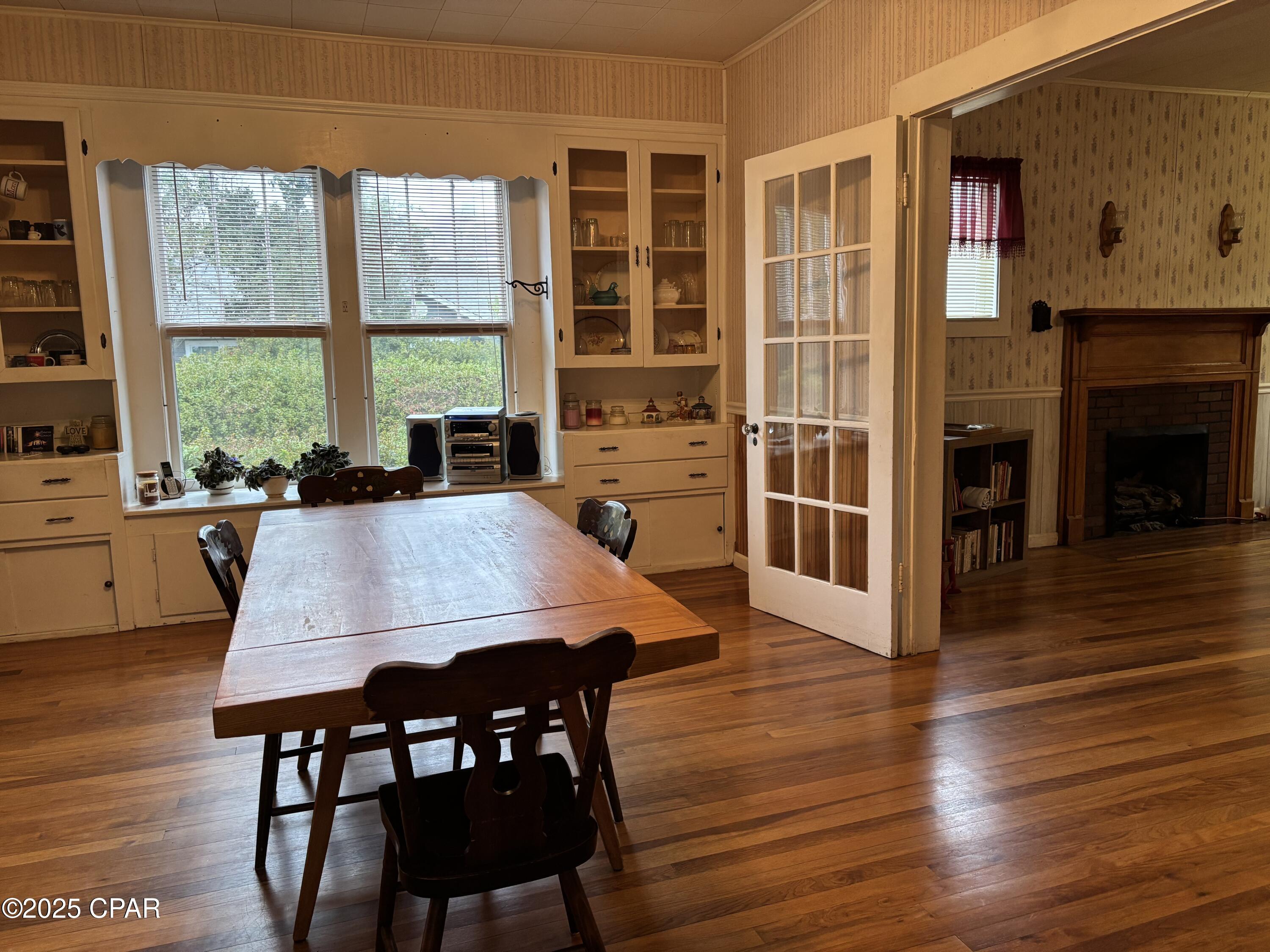 Image 1 For 16090 Pear Street