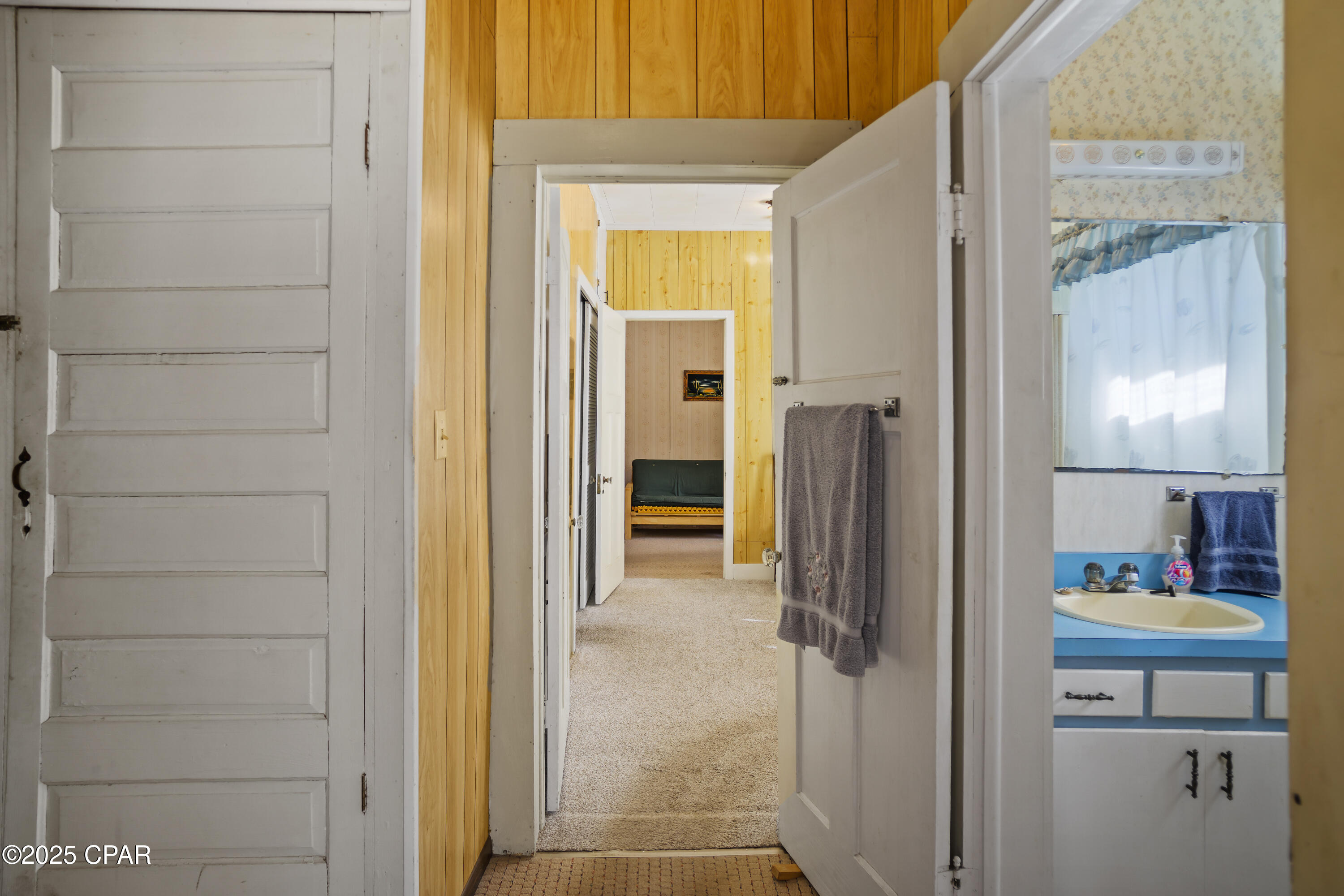 Image 15 For 16090 Pear Street