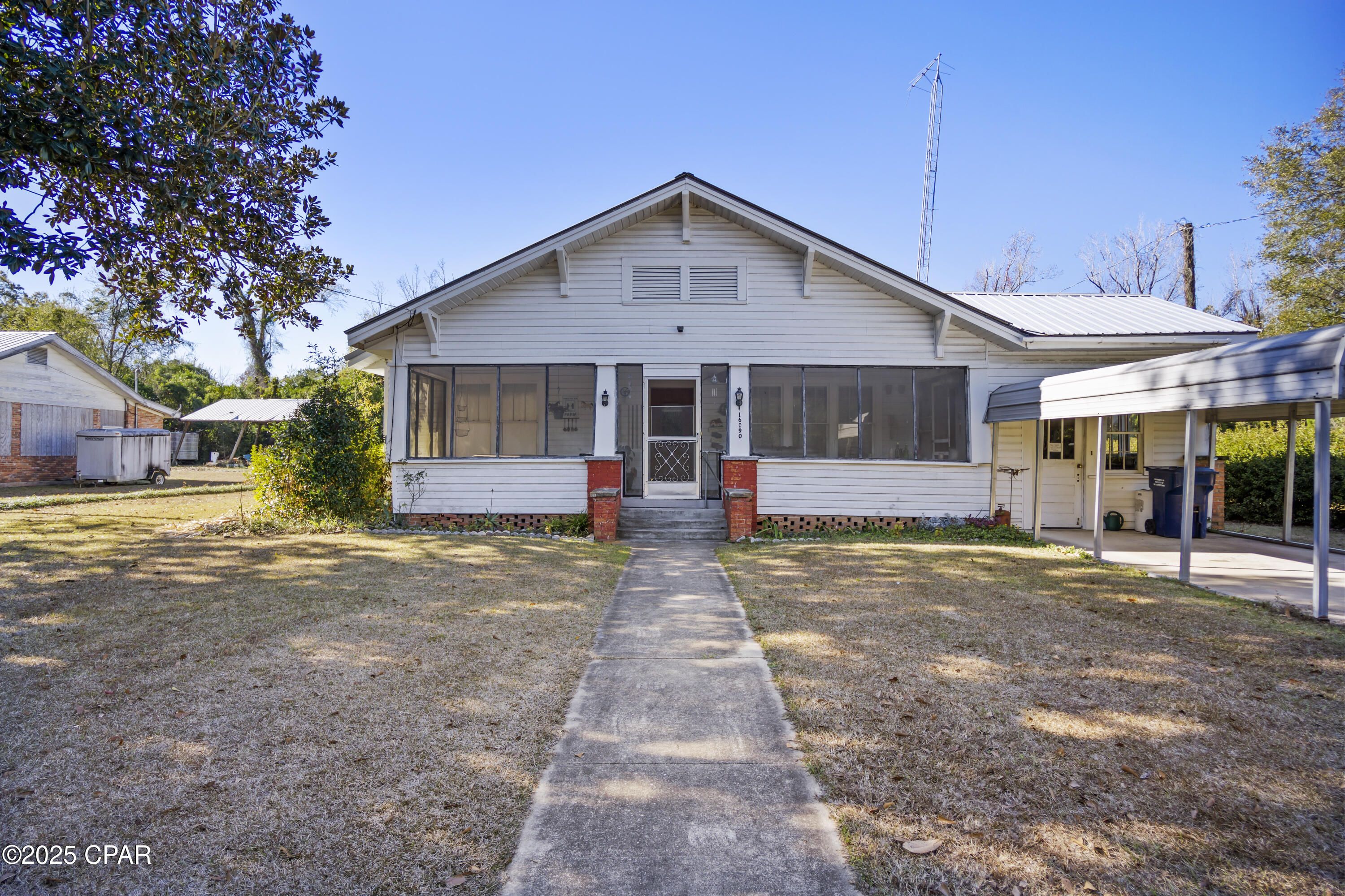 Image 18 For 16090 Pear Street