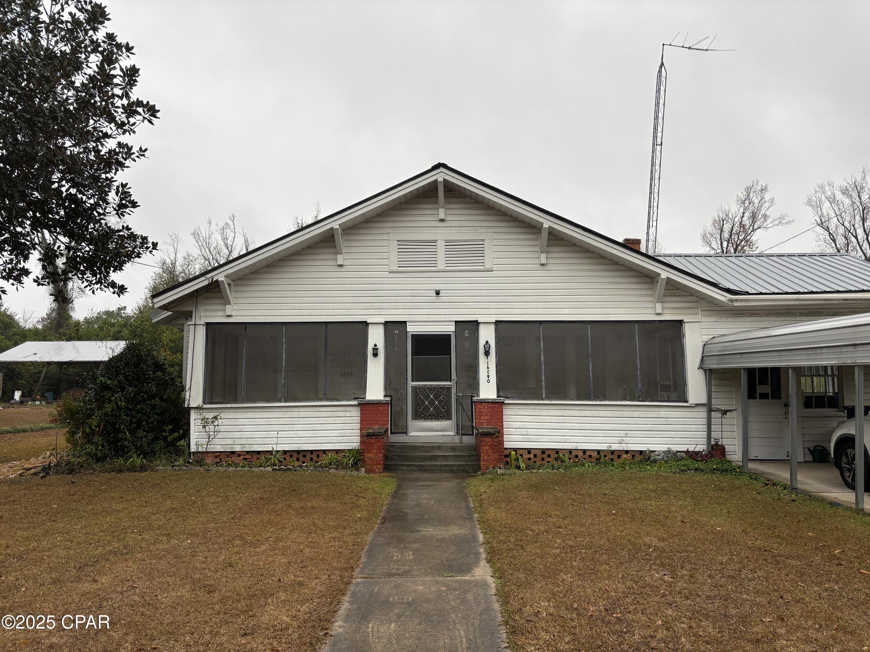 Image 4 For 16090 Pear Street