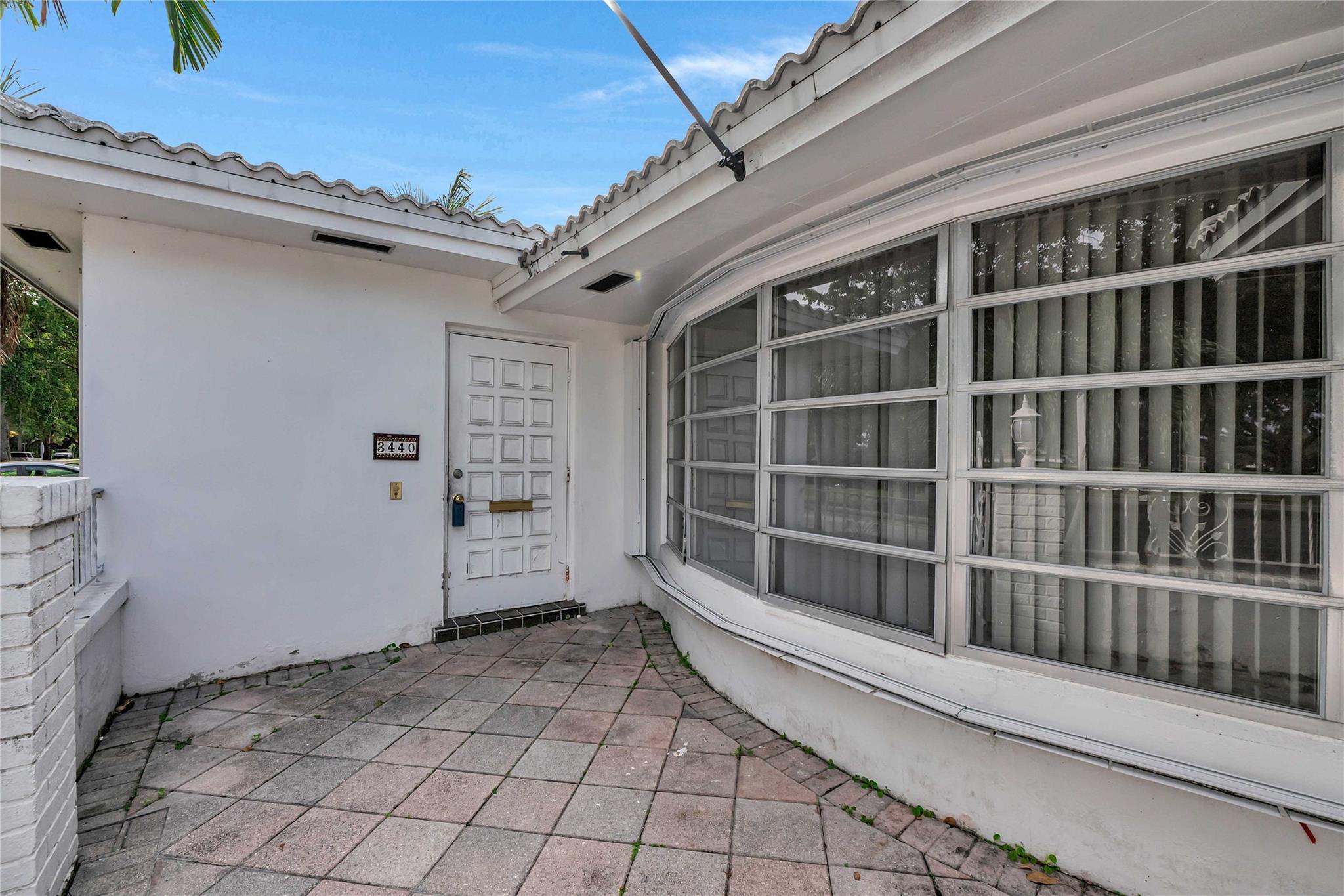 Homes for sale in Hollywood, FL | 3440 N 46Th Ave, Hollywood, FL 33021 | MLS# F10539717