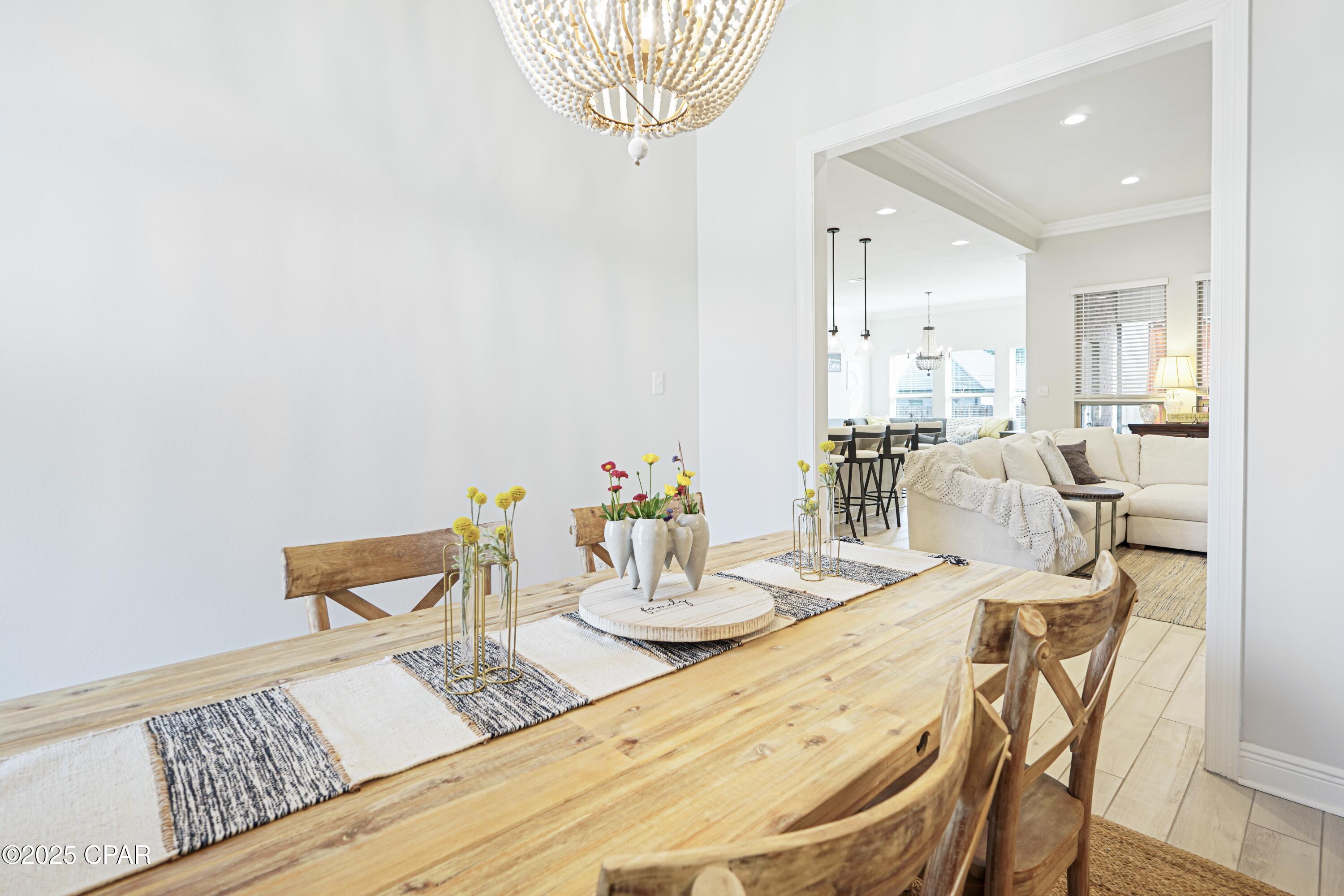 Listing photo id 29 for 198 Blaze Boulevard