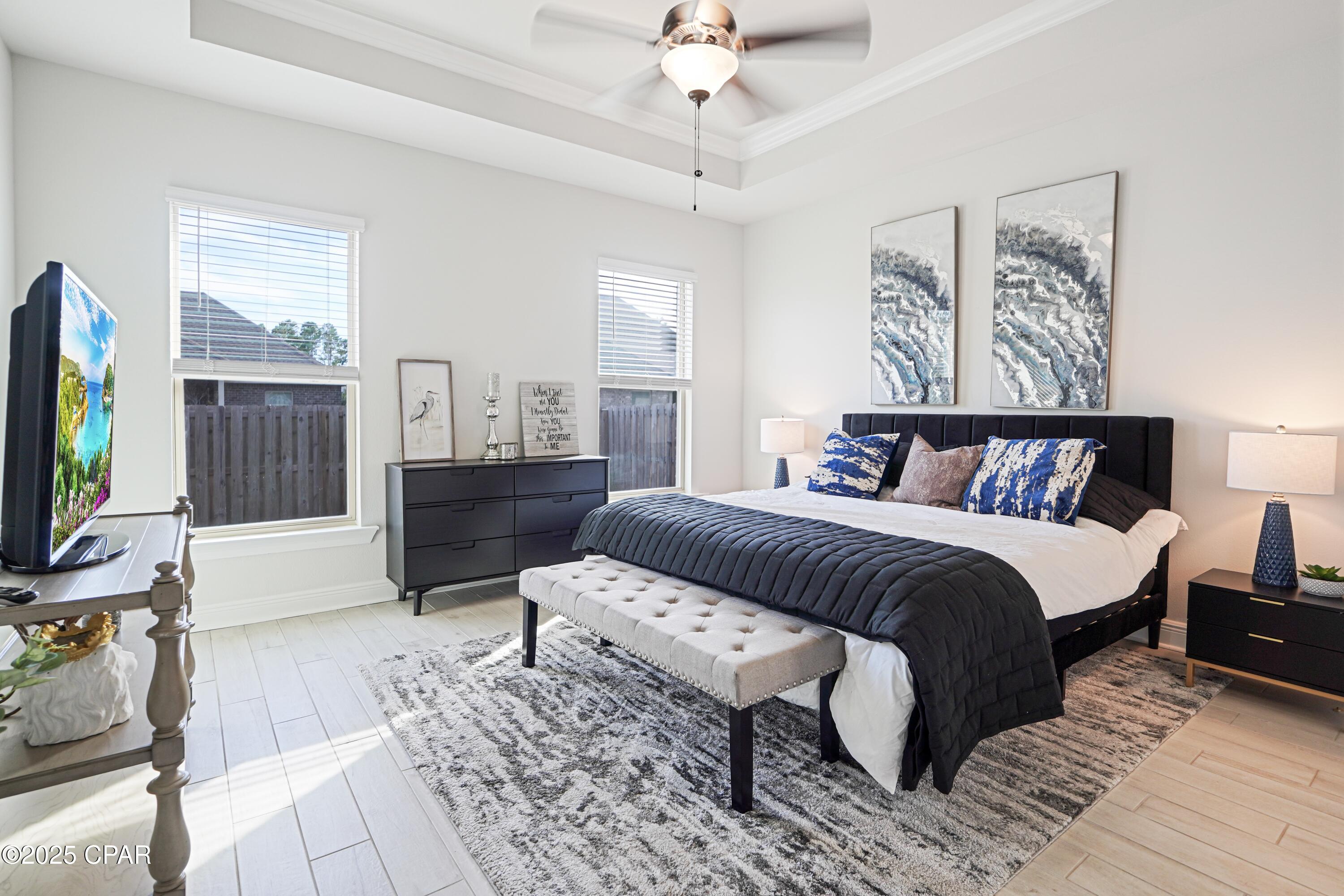 Listing photo id 3 for 198 Blaze Boulevard