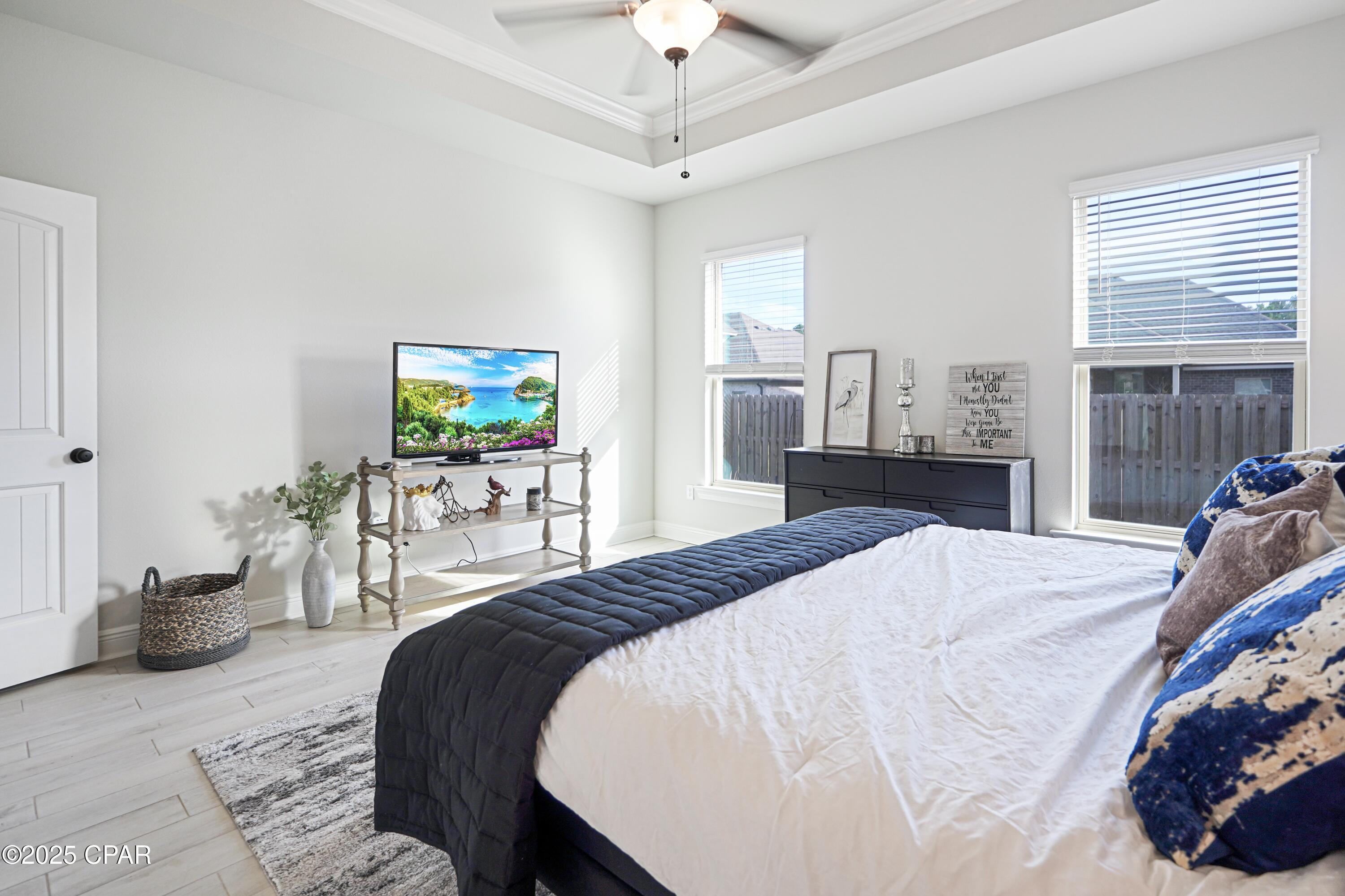 Listing photo id 34 for 198 Blaze Boulevard