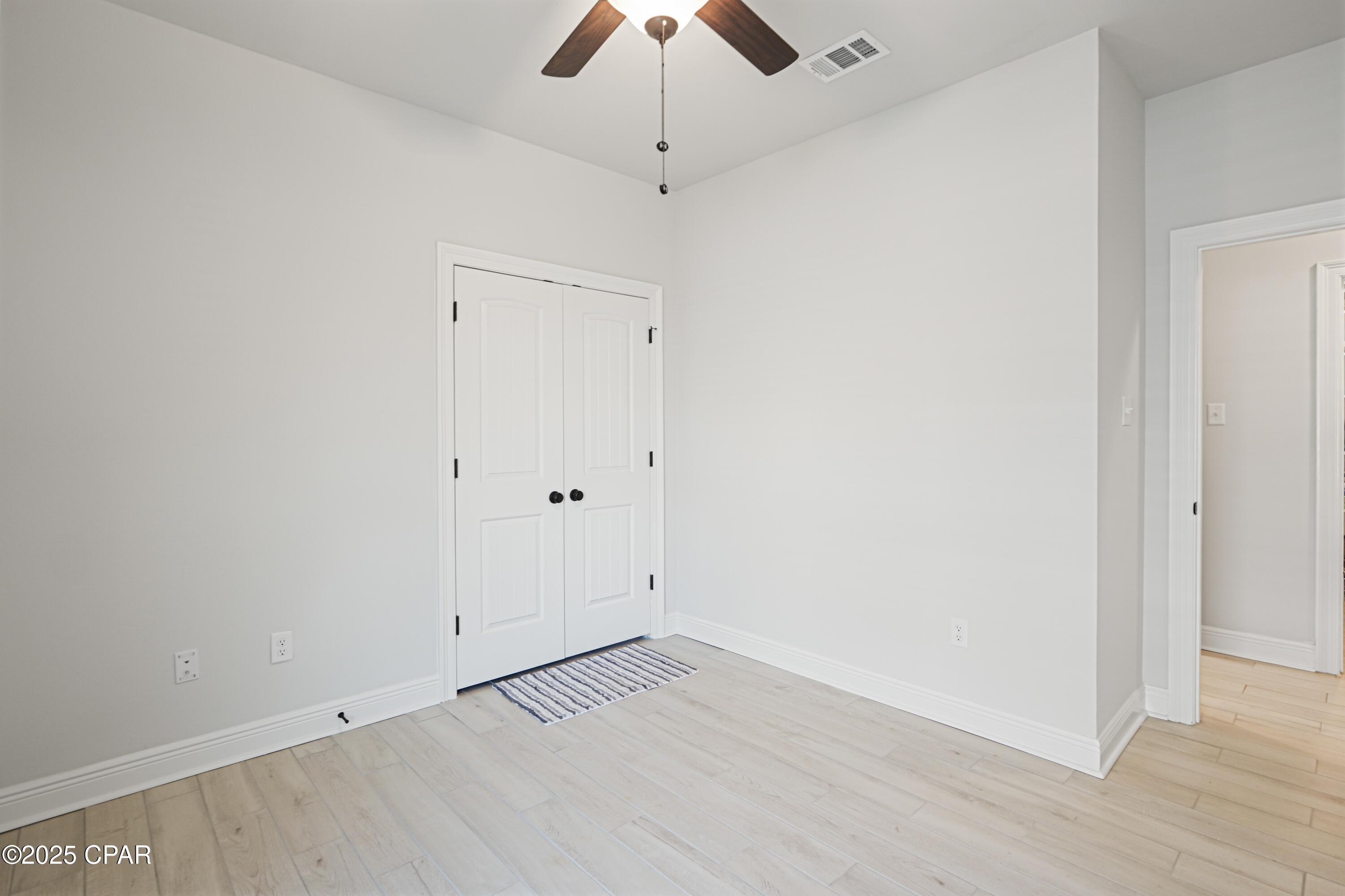 Listing photo id 49 for 198 Blaze Boulevard