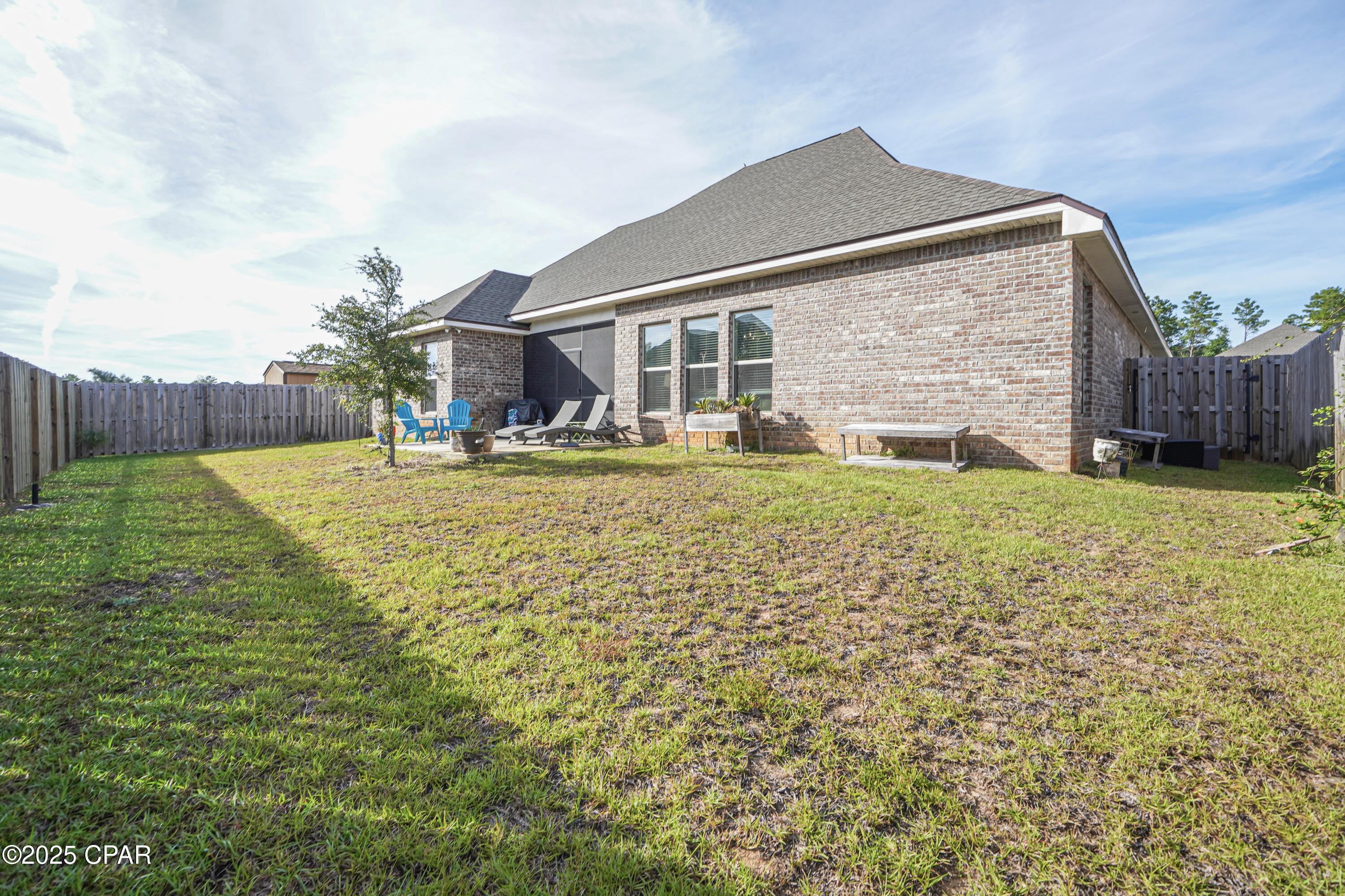 Listing photo id 67 for 198 Blaze Boulevard