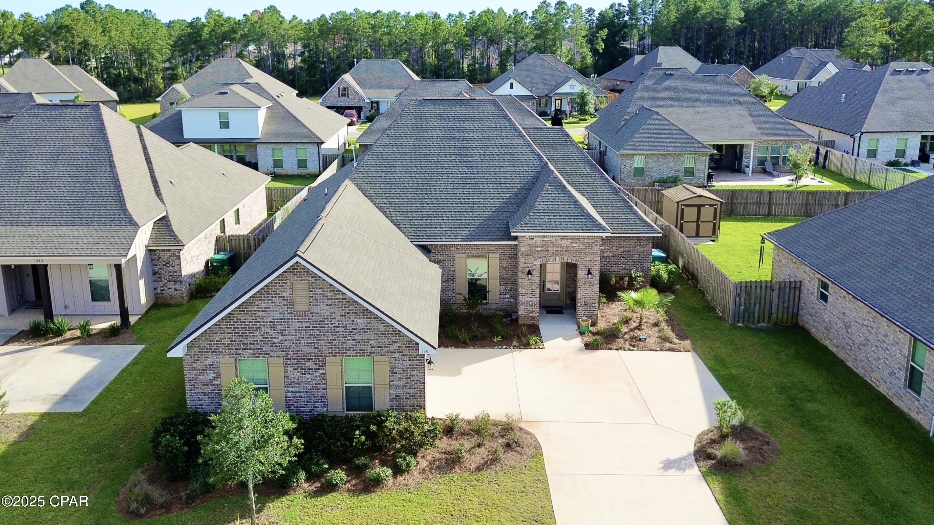 Listing photo id 71 for 198 Blaze Boulevard