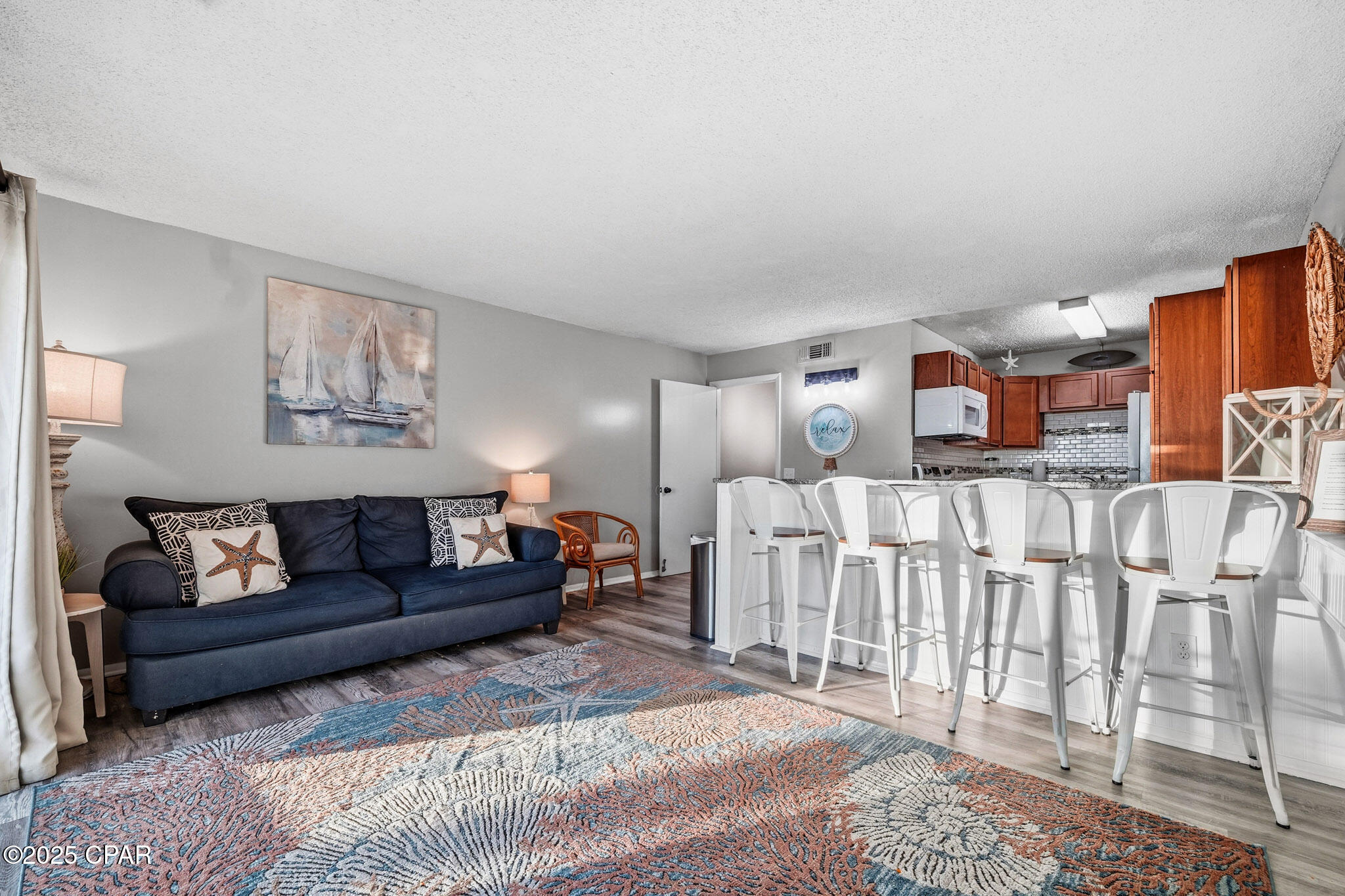 Image 6 For 8743 Thomas Drive 227