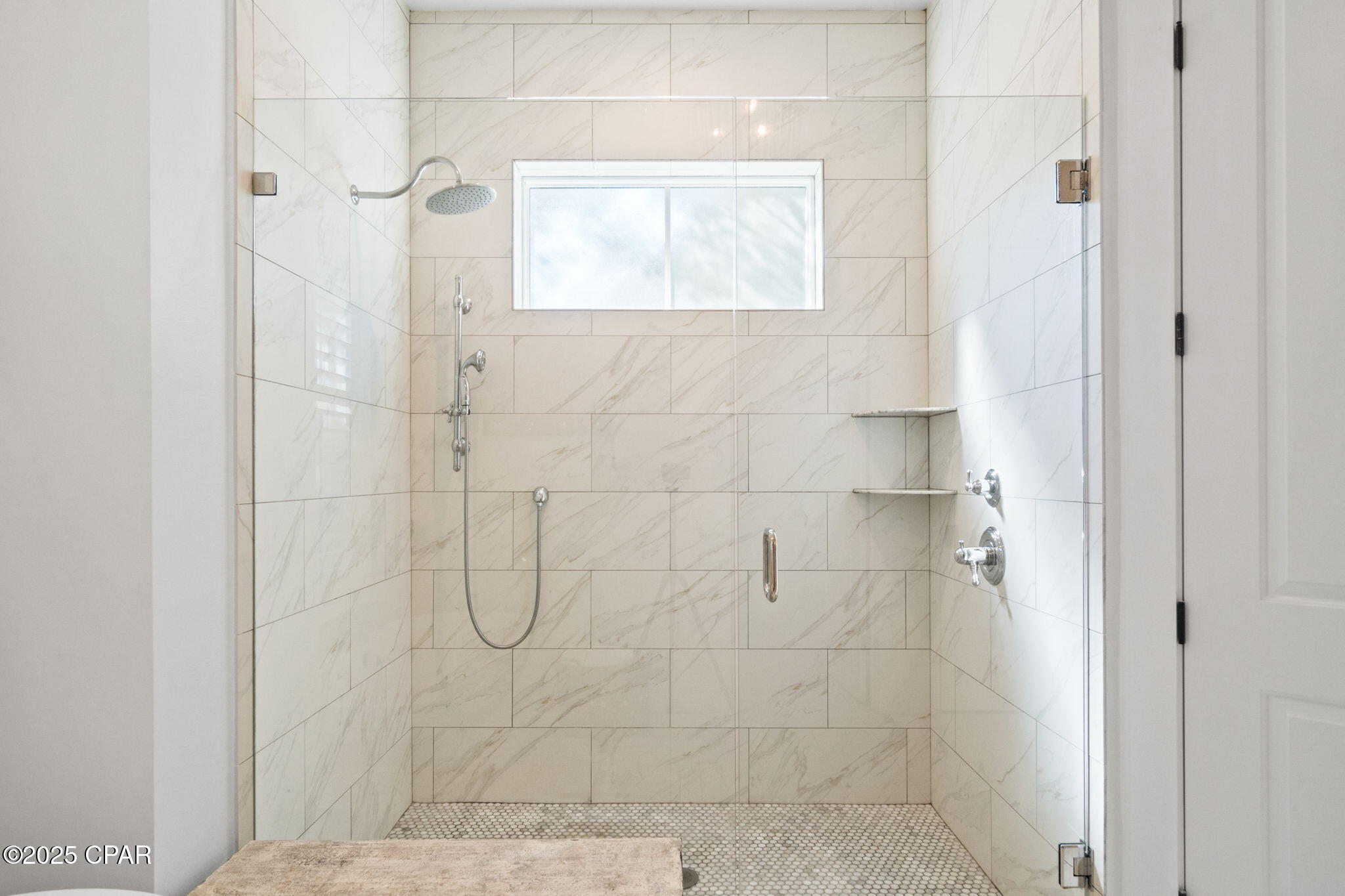 Image 38 For 34 Gulf Point Road