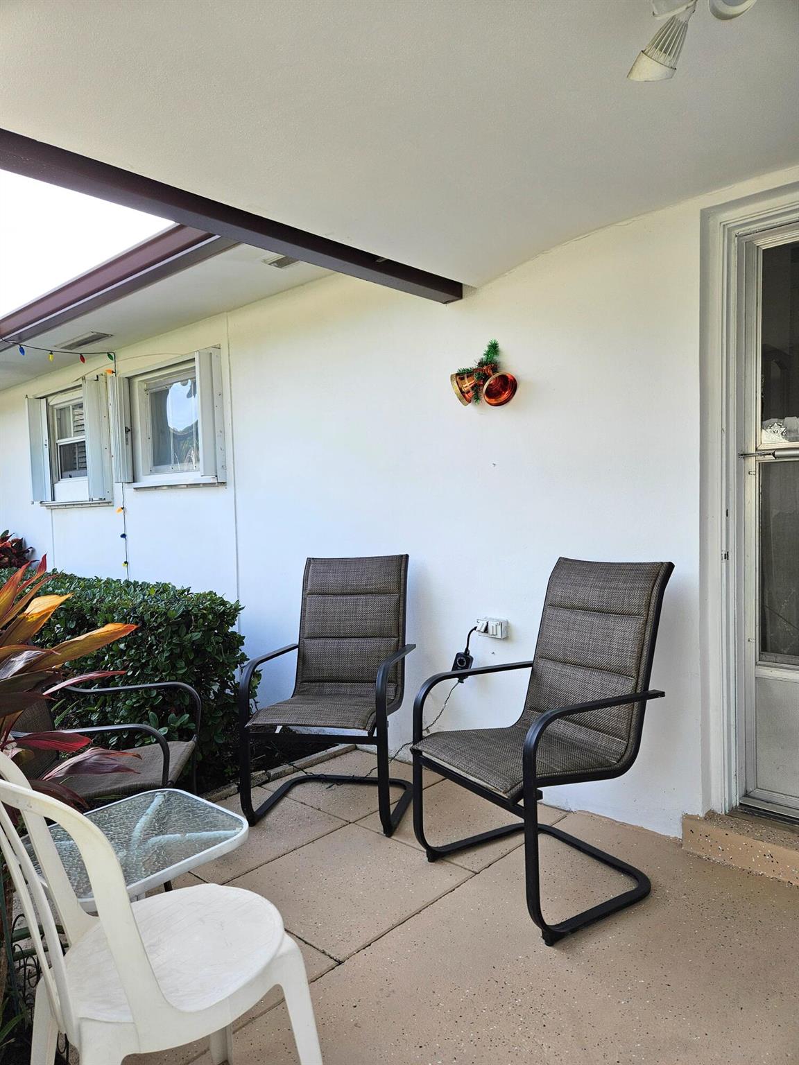 Homes for sale in West Palm Beach, FL | 2920 Crosley Dr E #B, West Palm Beach, FL 33415 | MLS# R11145896