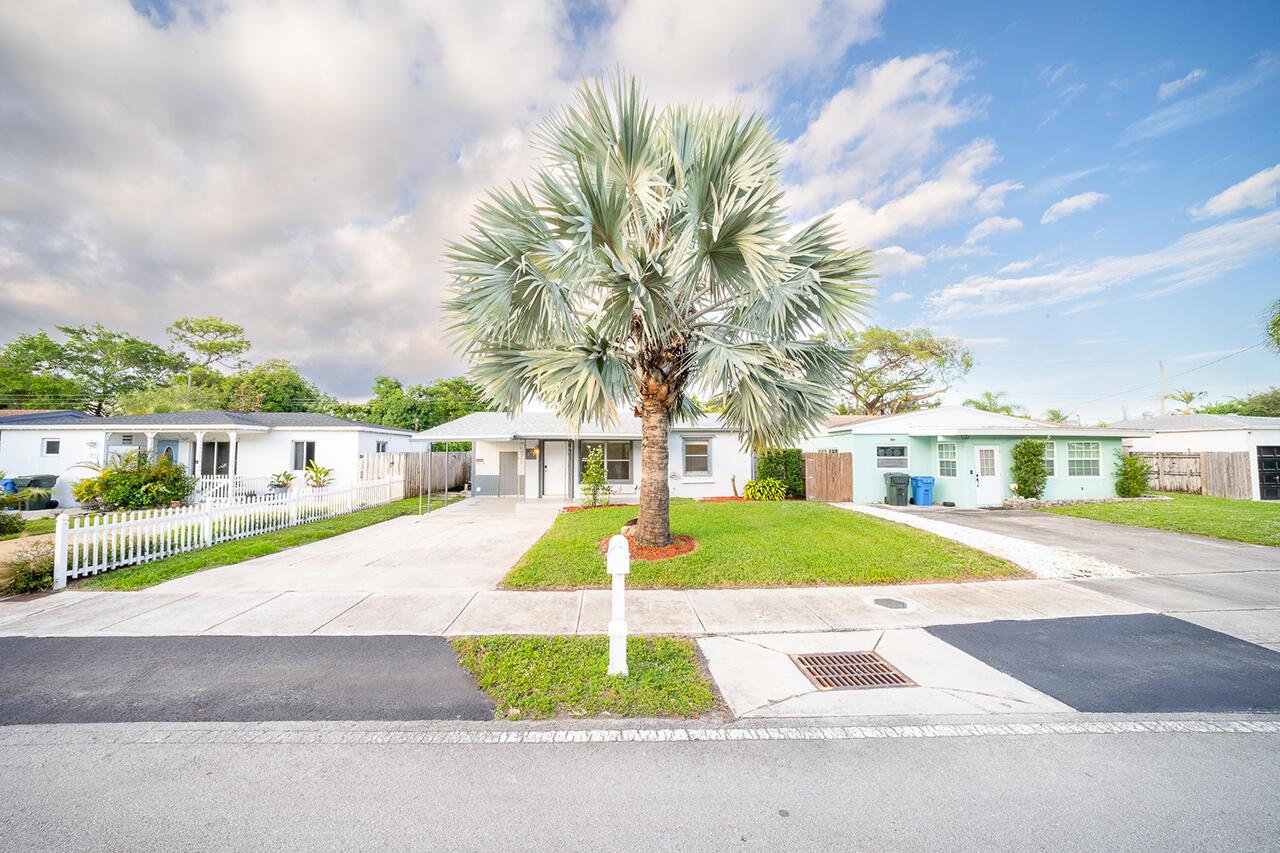 Homes for sale in Oakland Park, FL | 321 Nw 51St Street, Oakland Park, FL 33309 | MLS# R11145906