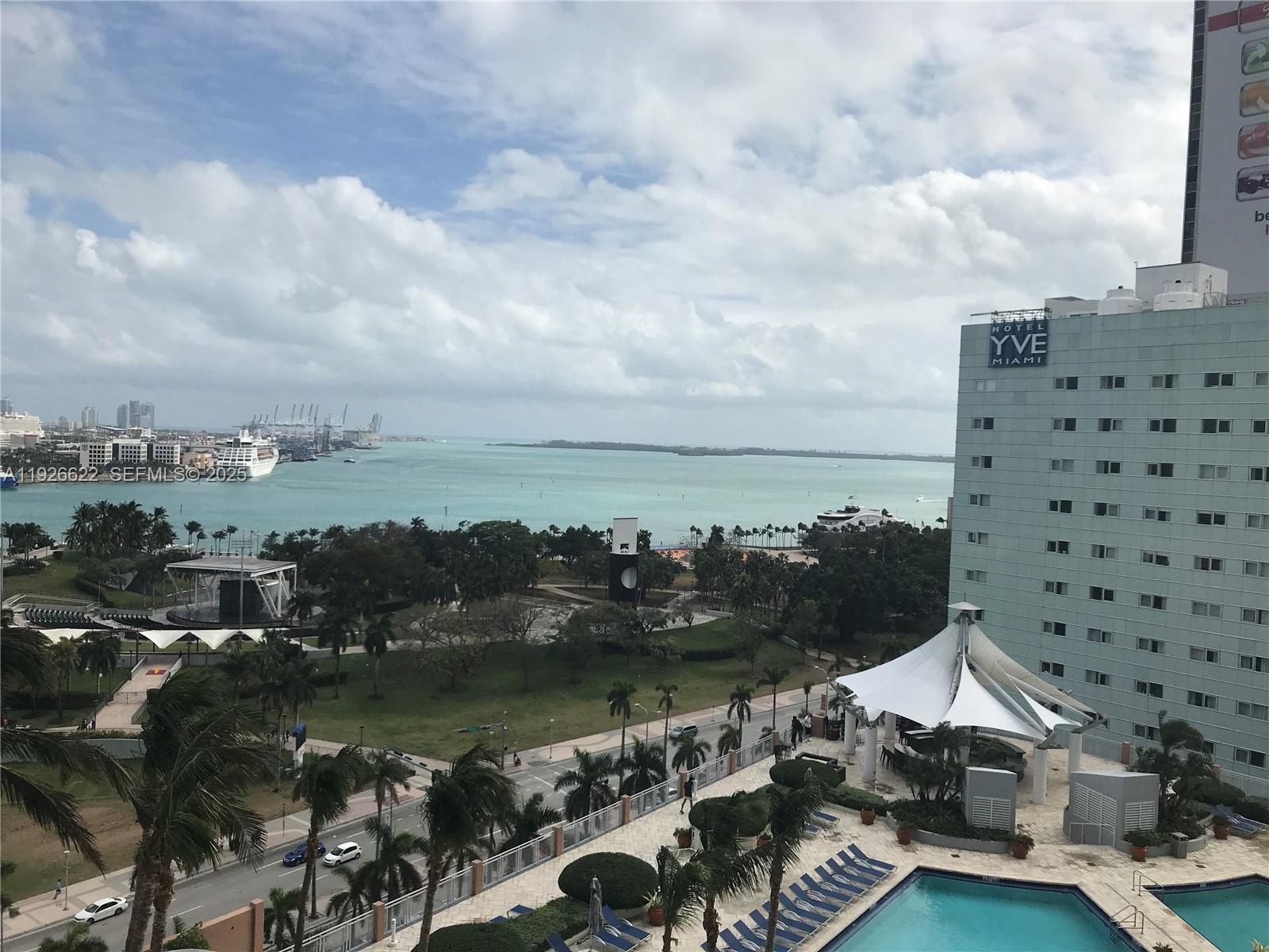 Vizcayne North Condo