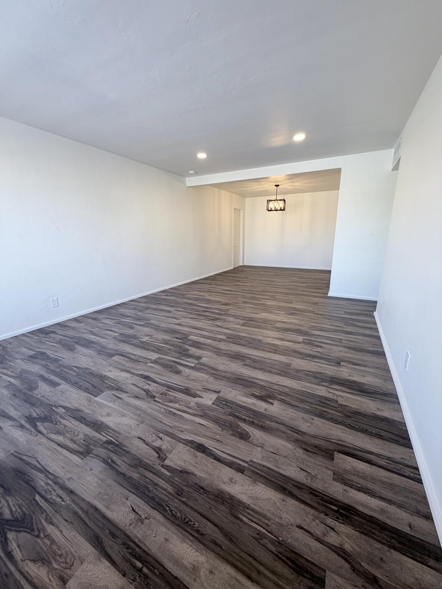 8906 LEXINGTON AVENUE NE, ALBUQUERQUE, NM 87112  Photo 2