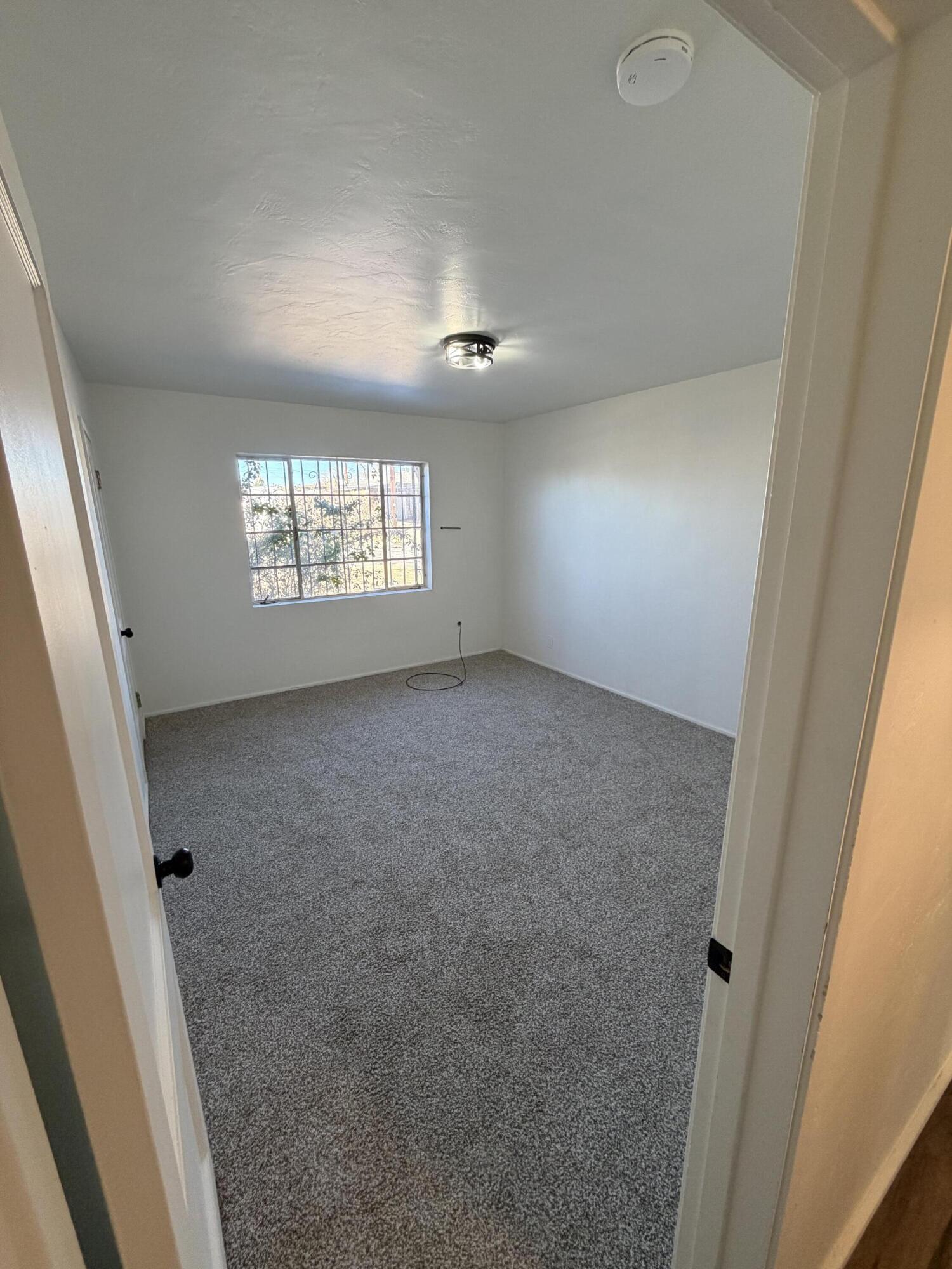 8906 LEXINGTON AVENUE NE, ALBUQUERQUE, NM 87112  Photo 5