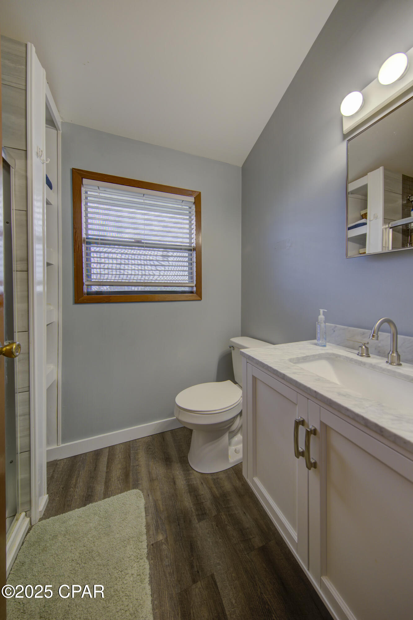 Image 7 For 404 Colorado Drive