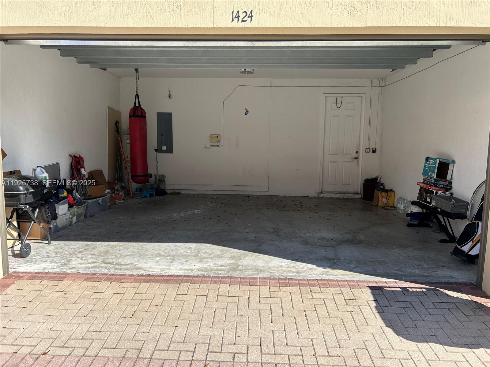 Homes for sale in Pembroke Pines, FL | 1424 Sw 147th Ave, Pembroke Pines, FL 33027 | MLS# A11926738