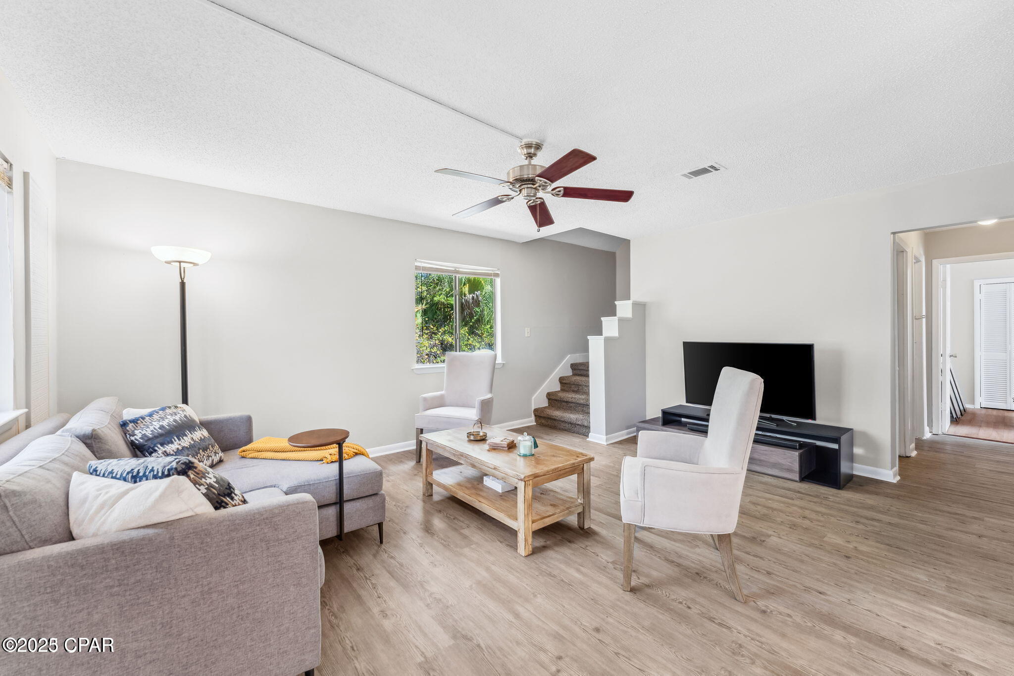 Image 4 For 206 Arnold Road