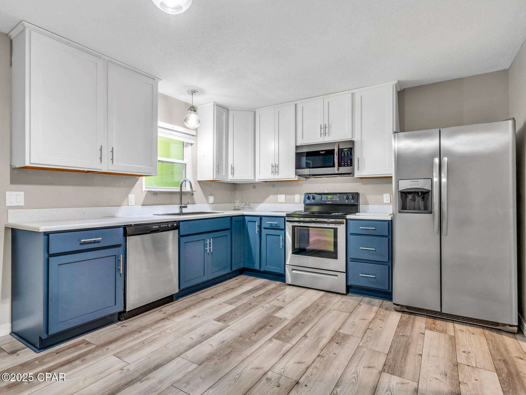 Image 17 For 119-123 Hampton Drive