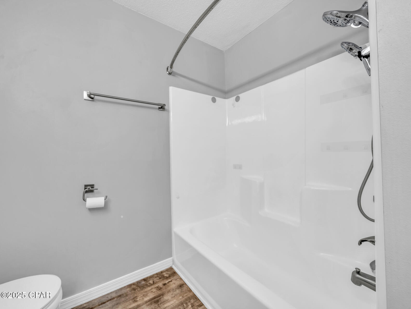 Image 30 For 119-123 Hampton Drive