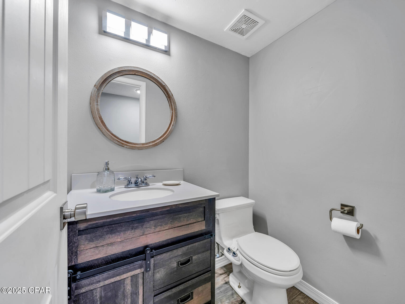 Image 31 For 119-123 Hampton Drive