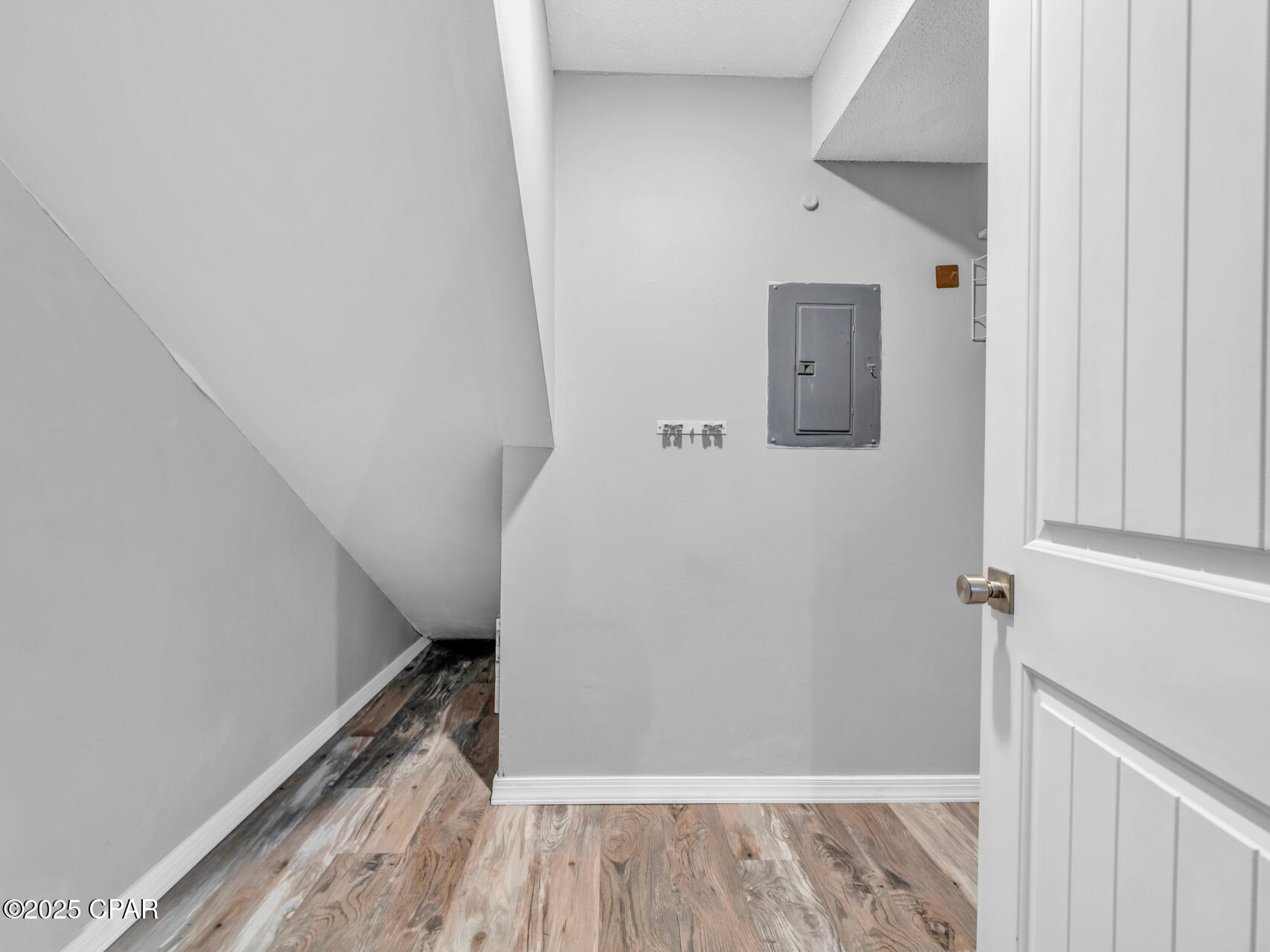 Image 33 For 119-123 Hampton Drive