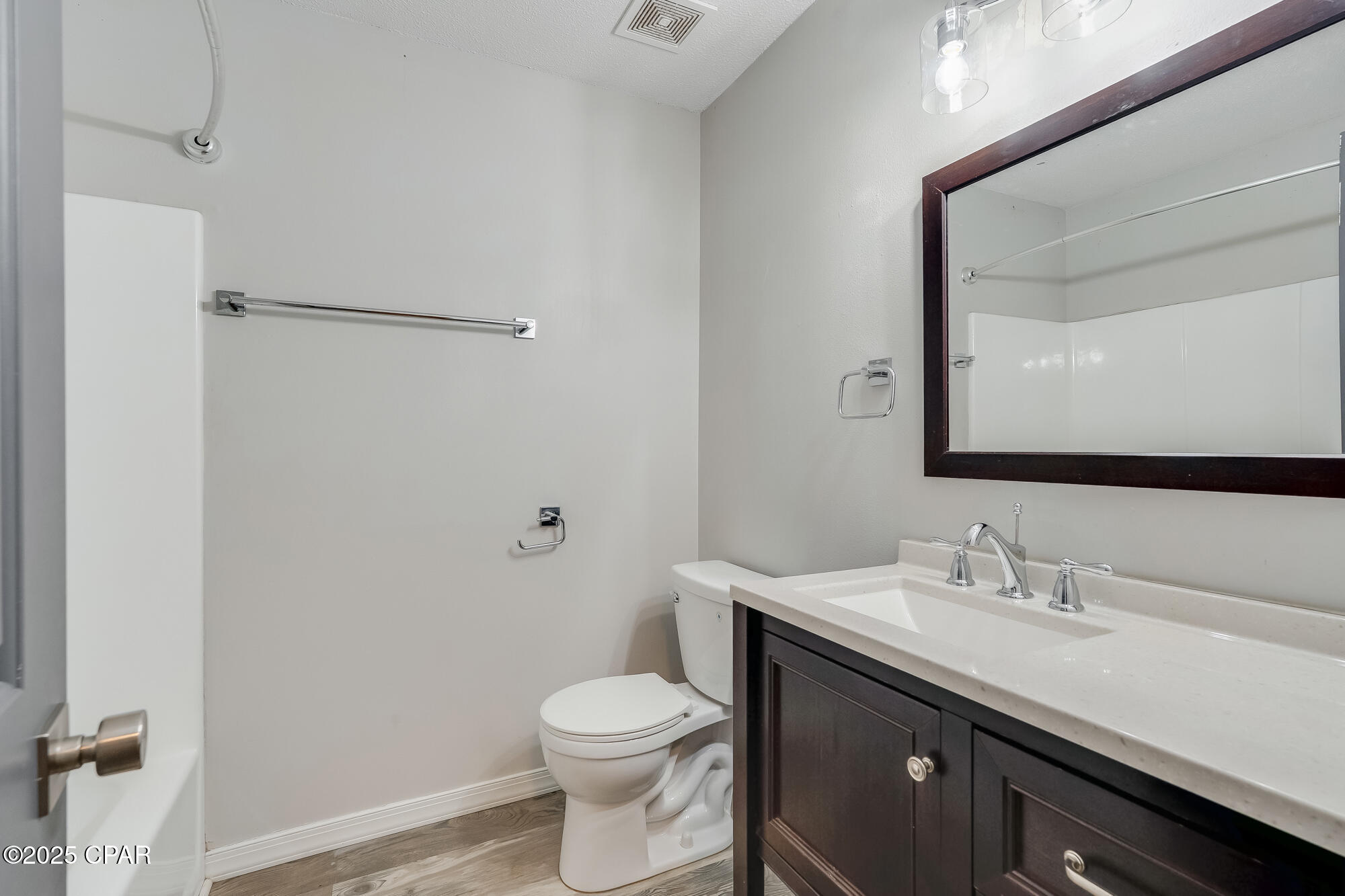 Image 49 For 119-123 Hampton Drive