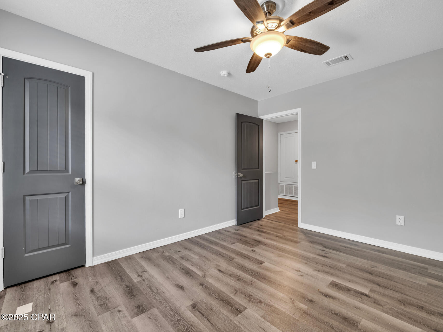 Image 8 For 119-123 Hampton Drive